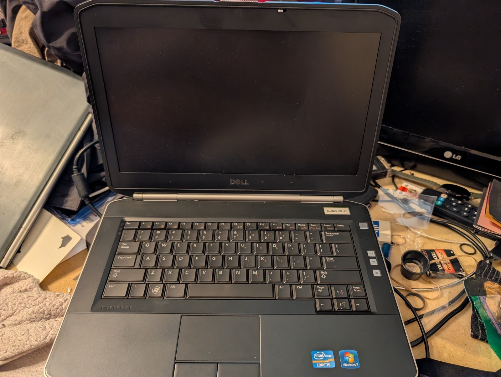 Lot of 3 Dell Latitude E5420 Intel Core i5-2520M 4GBRAM BOOTS BIOS NO HDD READ