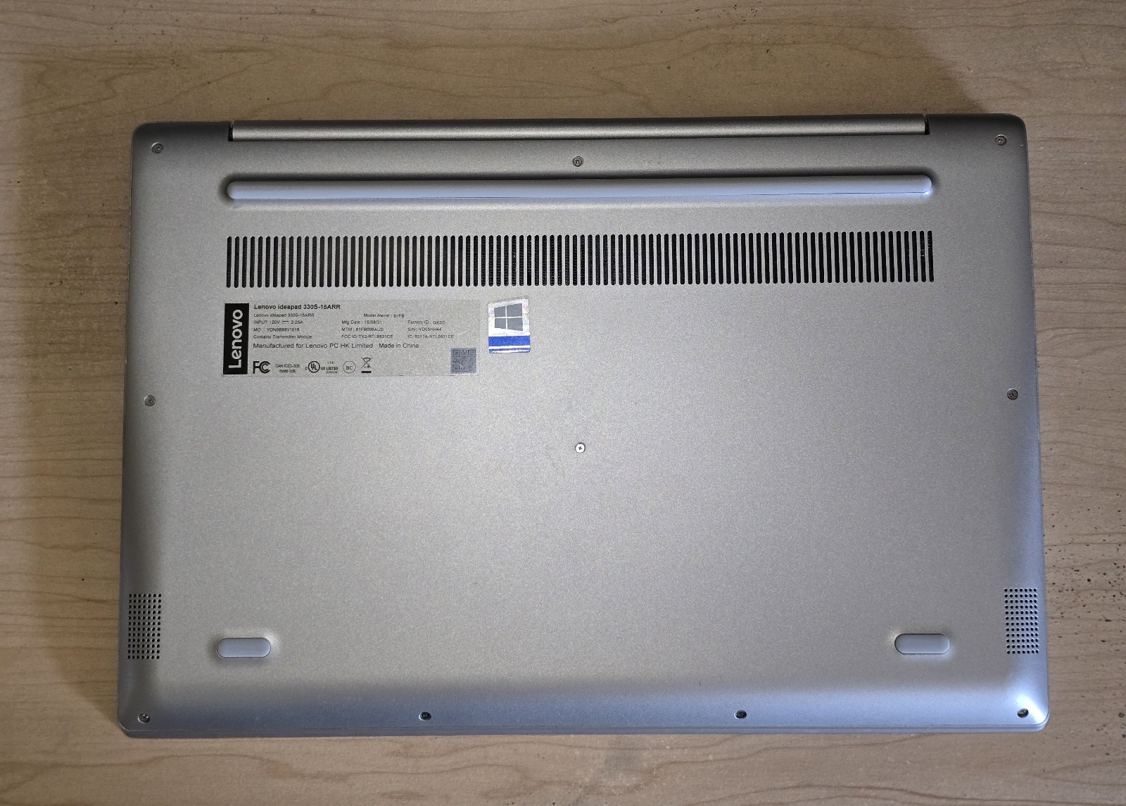 Lenovo Ideapad 15.6″ AMD Ryzen 5 2500U 12GB RAM 500GB SSD **Bad keyboard**