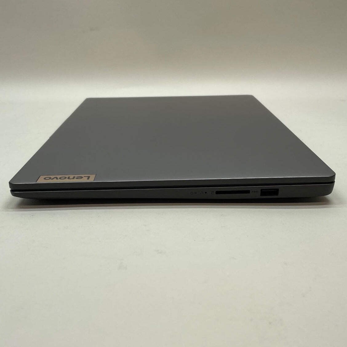 Lenovo IdeaPad Slim 3 15IAN8 15.6″ i3-N305 1.8GHz 8GB RAM 128GB SSD
