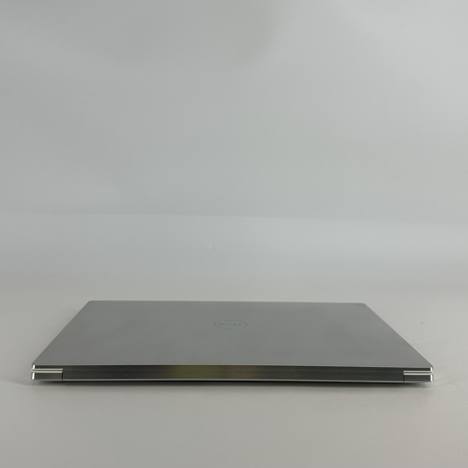 Dell XPS 15 9520 3.5K TOUCH 2.3 GHz i7-12700H 64GB 512GB SSD RTX 3050 Very Good