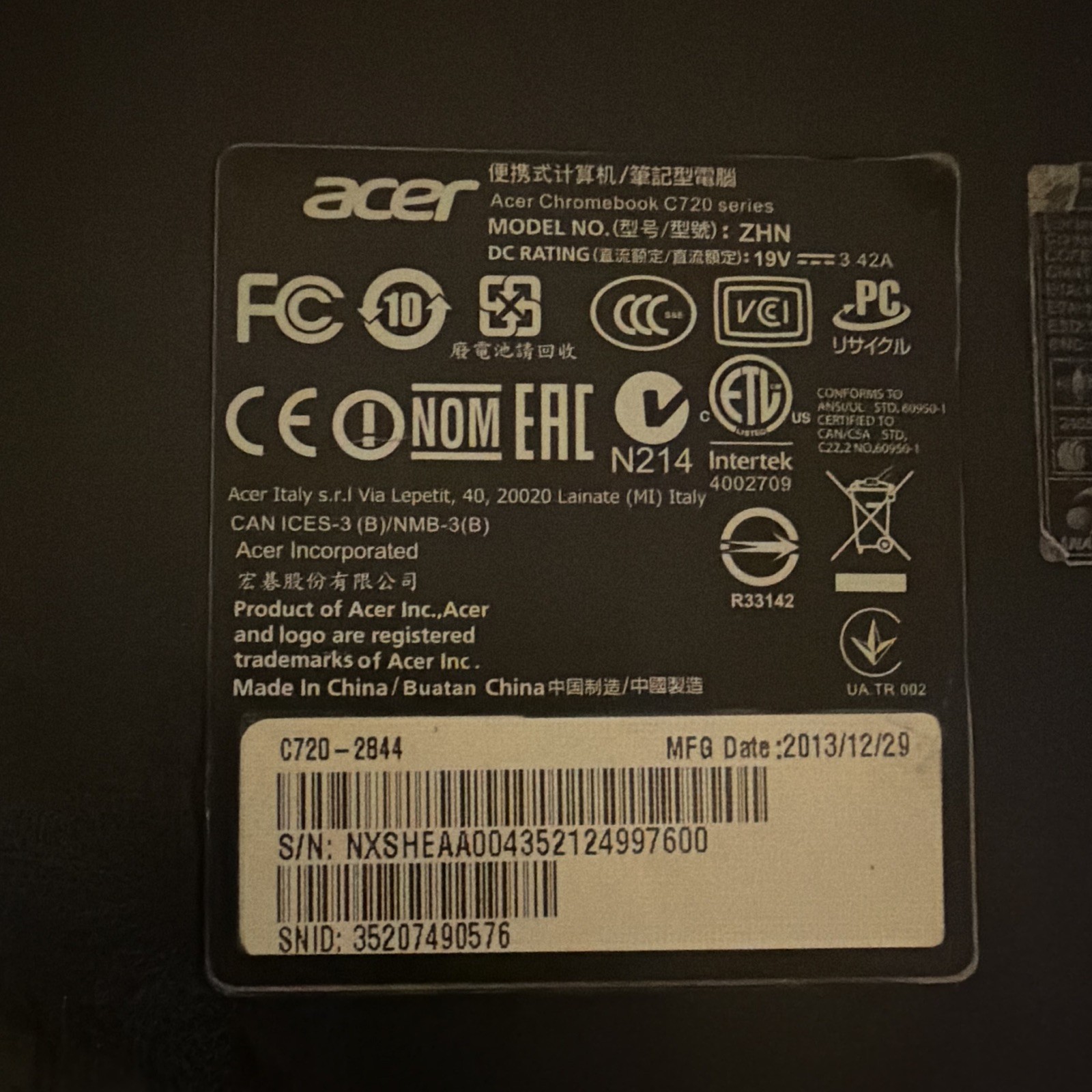Acer Chromebook C720 11.6in Gray Notebook Laptop Intel Celeron w/ Sticker