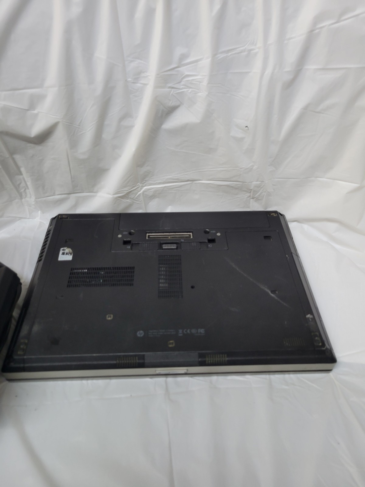 HP ELITEBOOK 8470P Laptop w/ Intel Core i5-3340M 2.70 GHZ + 8 GB,256GB SSD WIN 7