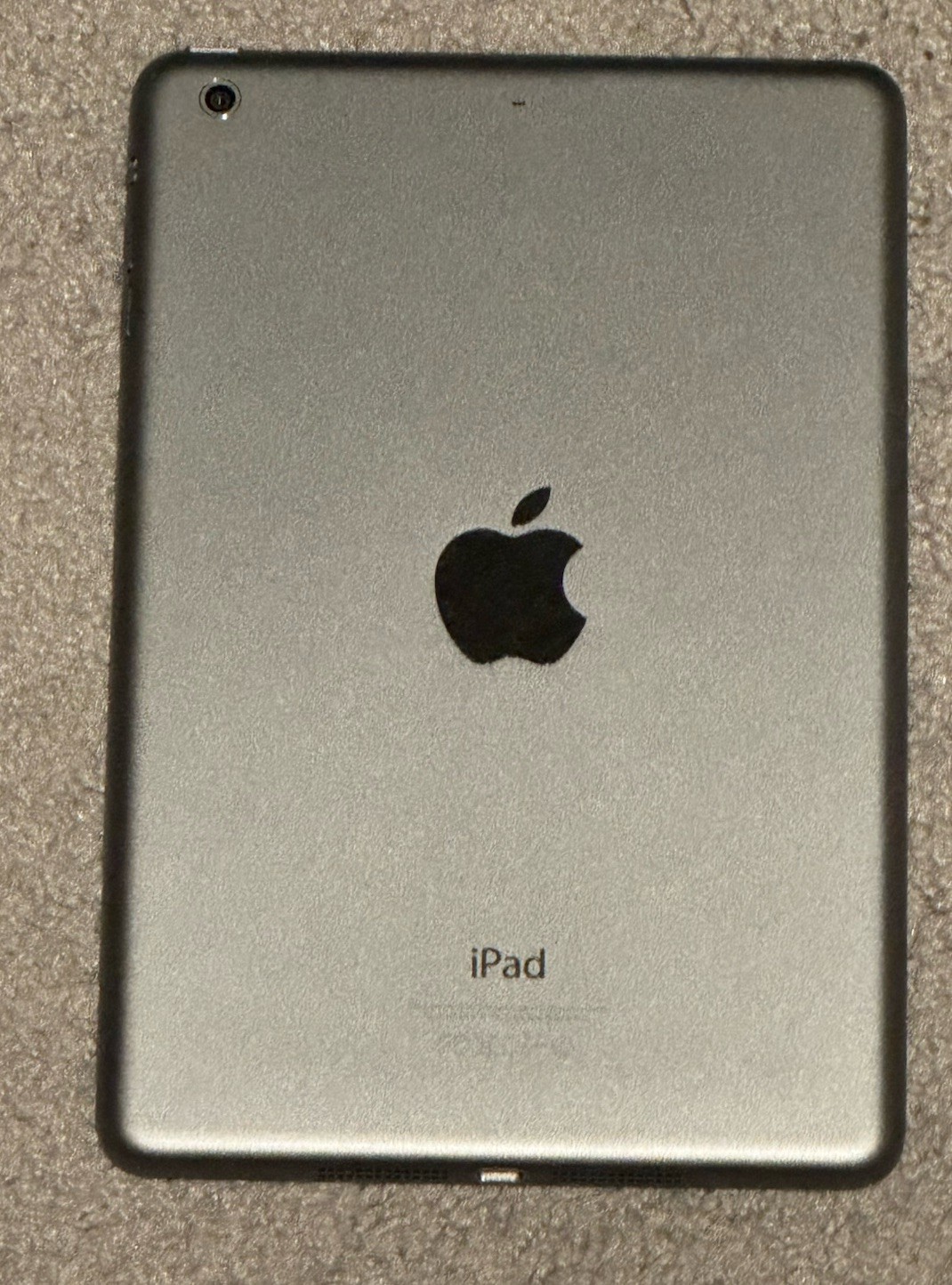 Apple iPad Mini 2 w/ Black Keyboard Folio Case Cover Bundled