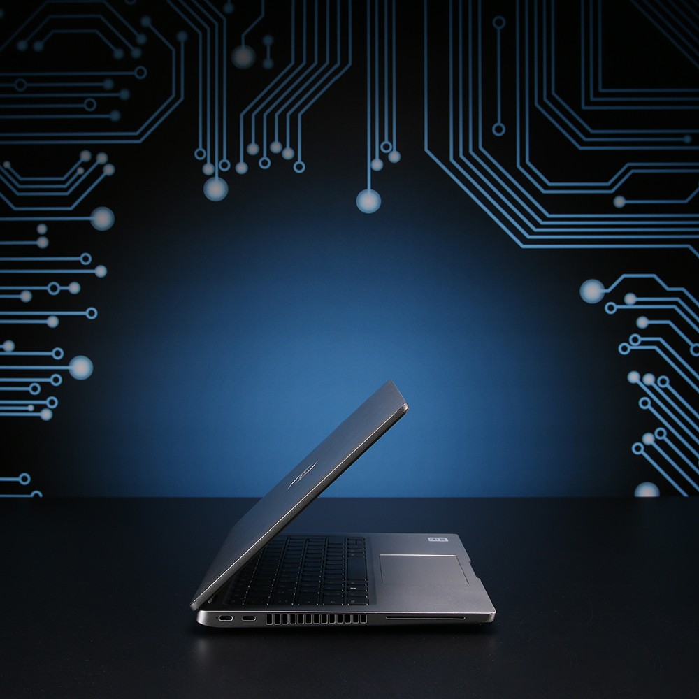 Dell Latitude 5420 // Intel Core i5-10310U, 16GB RAM, 512GB SSD