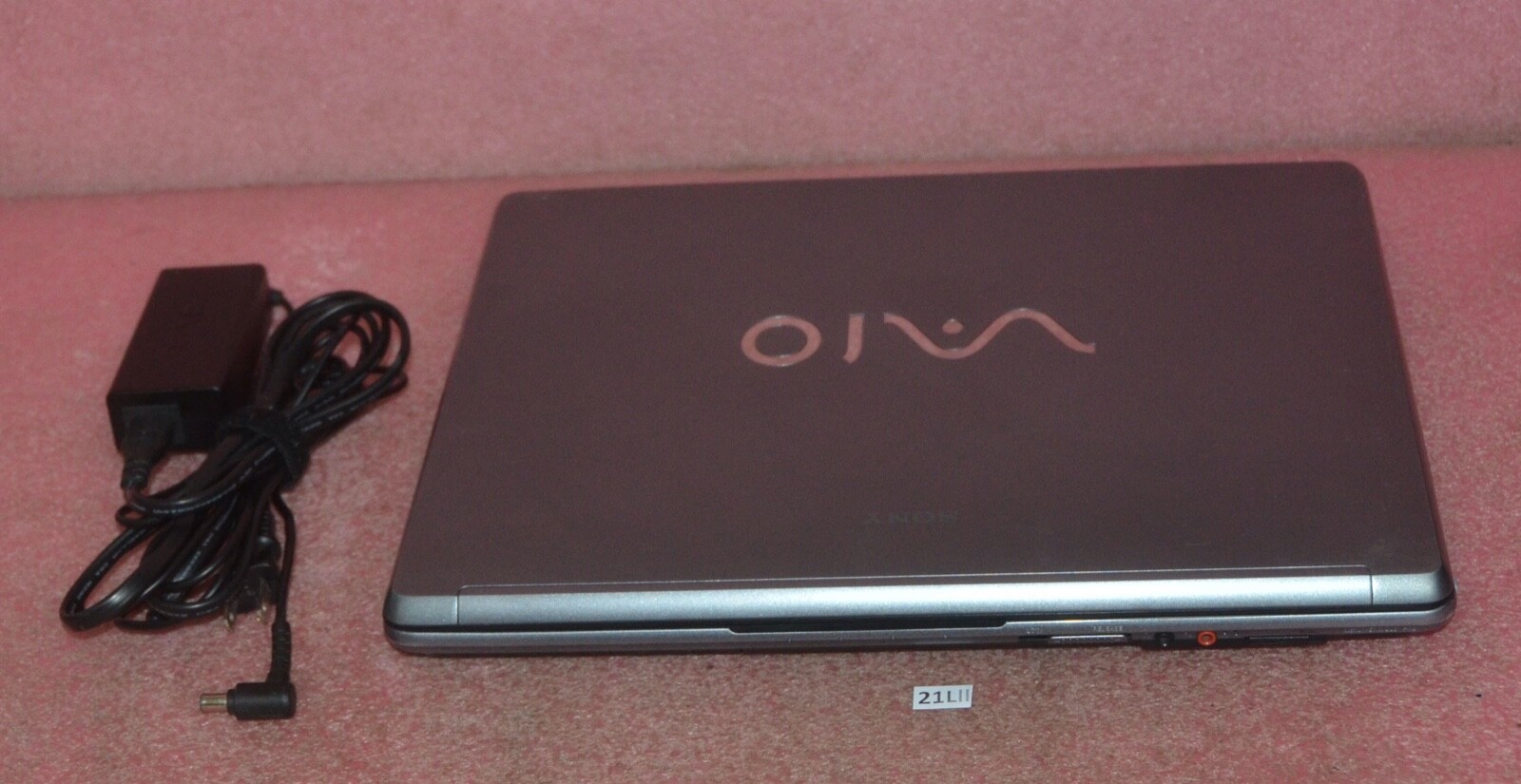 Vintage Sony Vaio VGNFE880E Laptop_Intel Core 2 T5500 CPU @ 1.66 GHz_2GB RAM_160