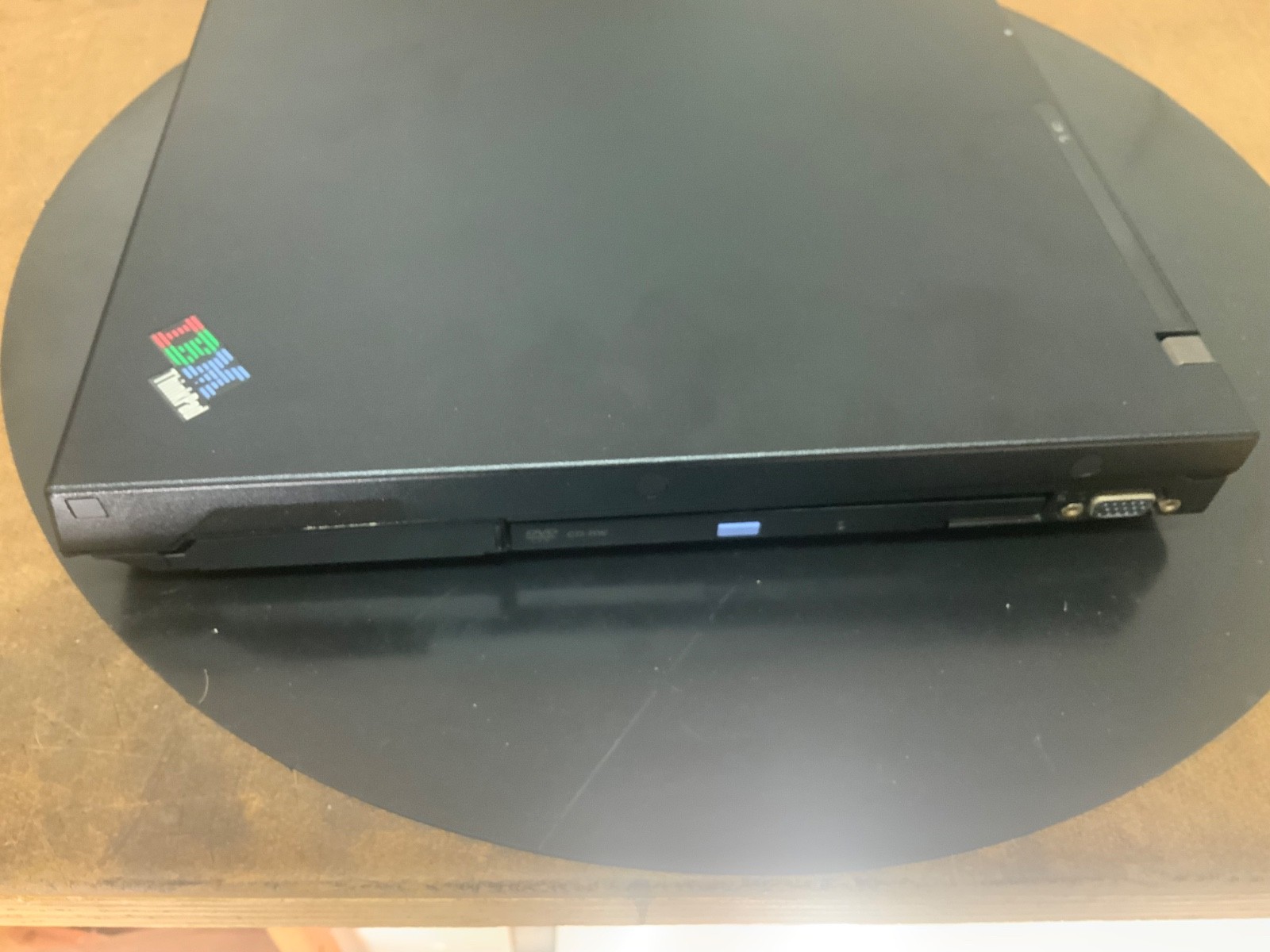 IBM ThinkPad R51 1836 – Pentium M 735 1.7 GHz – 15″ TFT For Parts or repair