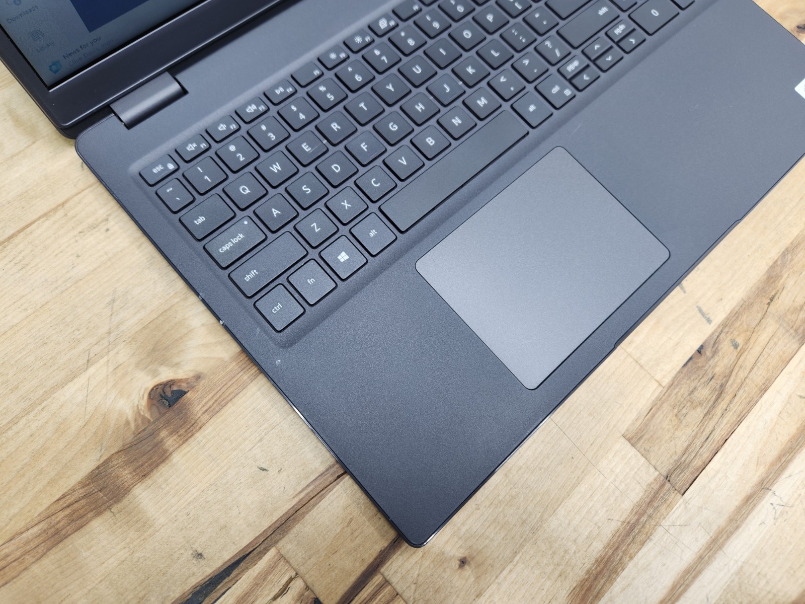 Dell Latitude 3510 15.6″ i5-10210U 16GB RAM 512GB SSD Windows 11 Pro ~