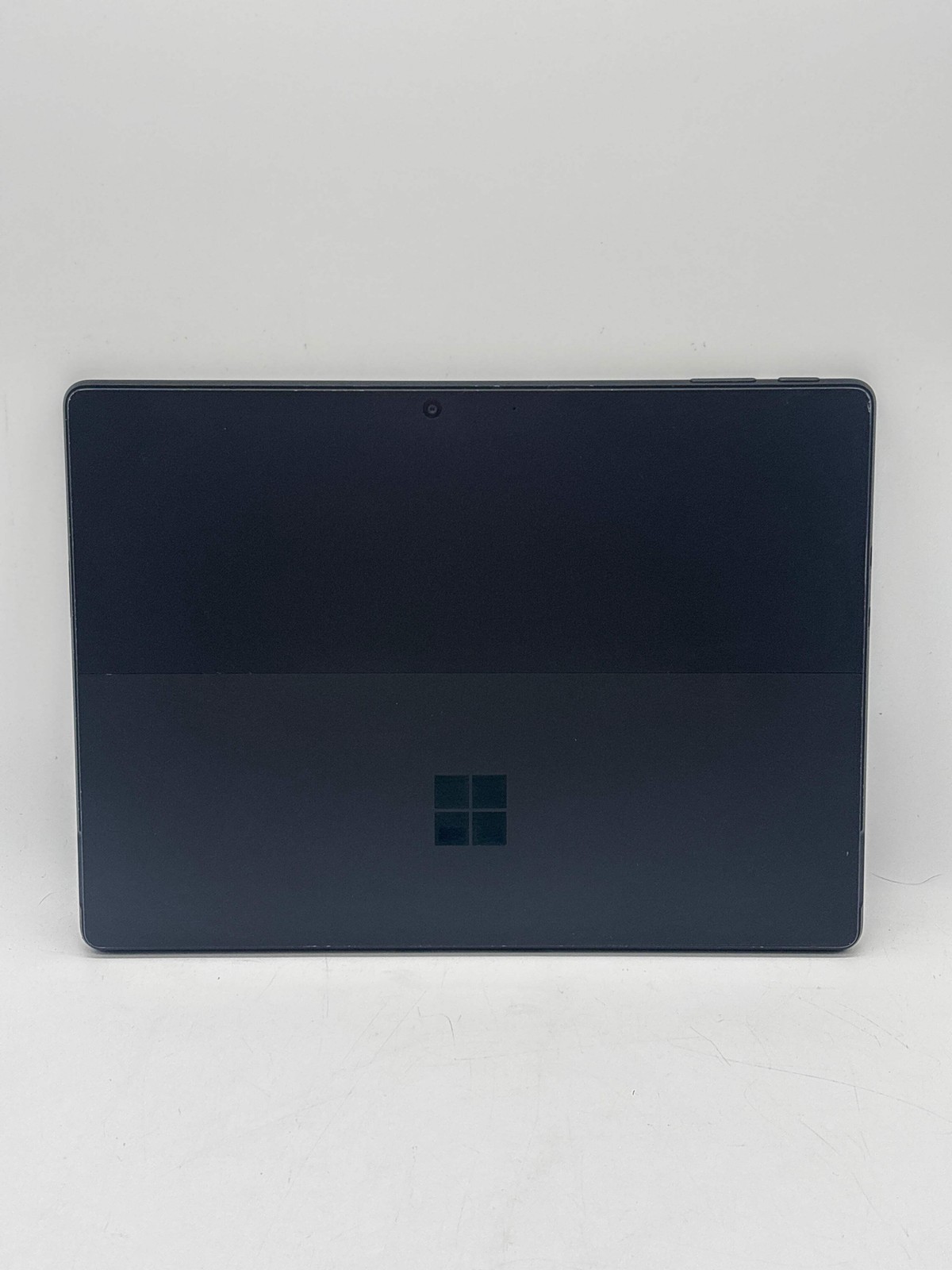 Microsoft 11th Edition 2076 Snapdragon X12 Core 16GB RAM 512GB SSD – Cracked Scr