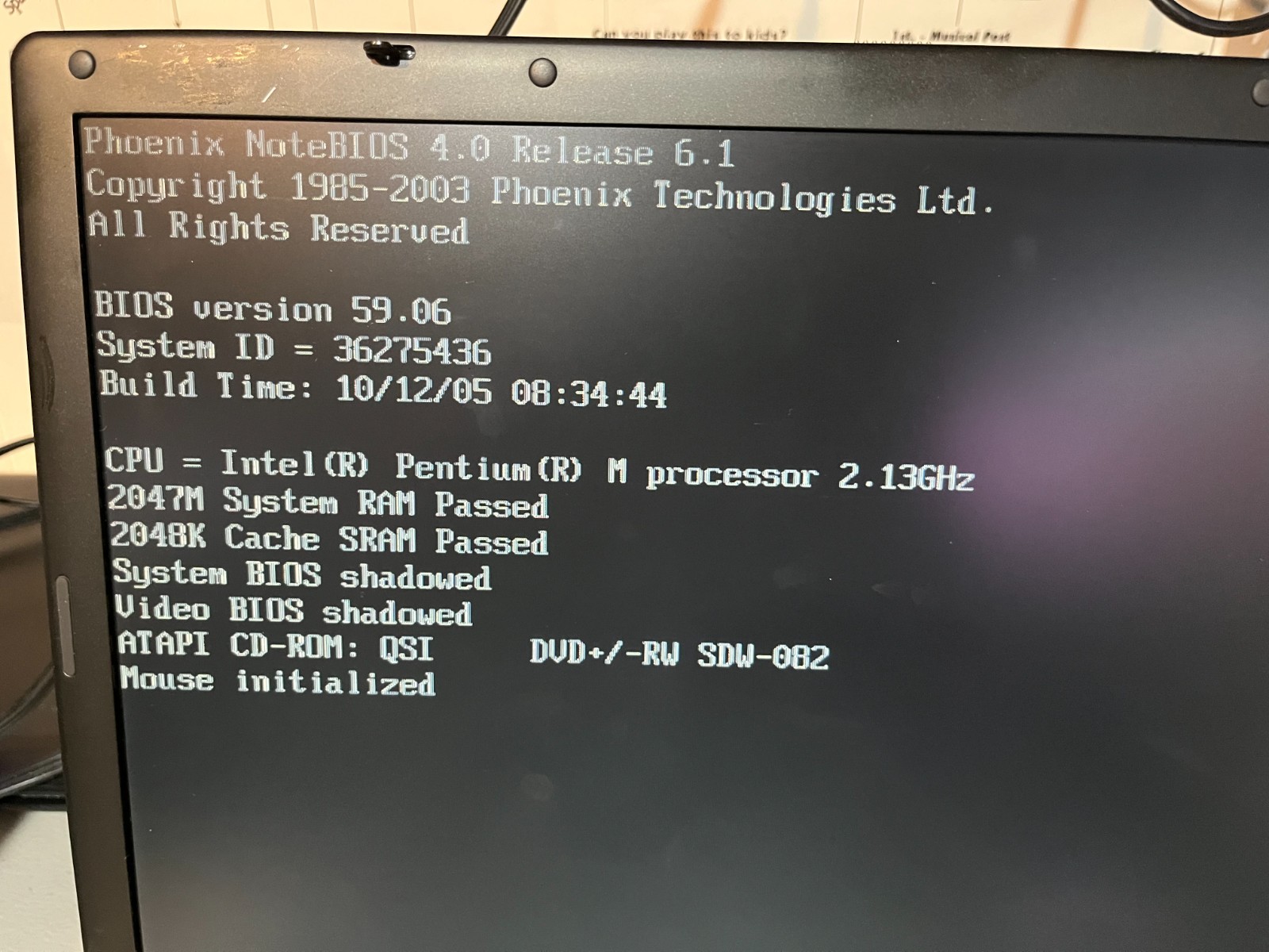 Gateway PA2 17.1″ Laptop M680E Intel Centrino Pentium M770 2 GB Ram NO HDD