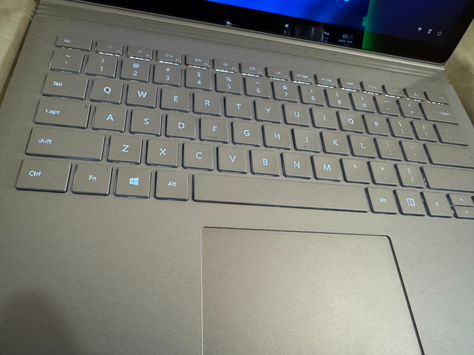 Microsoft Surface Book 2 13.5″ Touchscreen (1 tb, SSD, Intel Core i7, 16gb