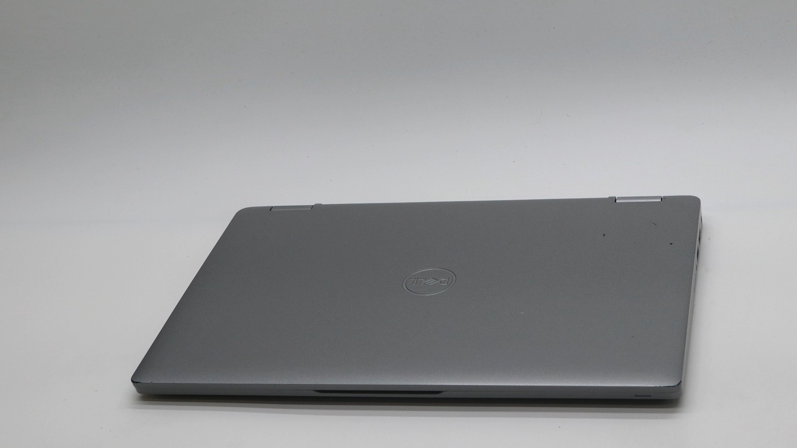 Dell Latitude 5330 13″ i7-1265u 16GB 512GB – Very Good