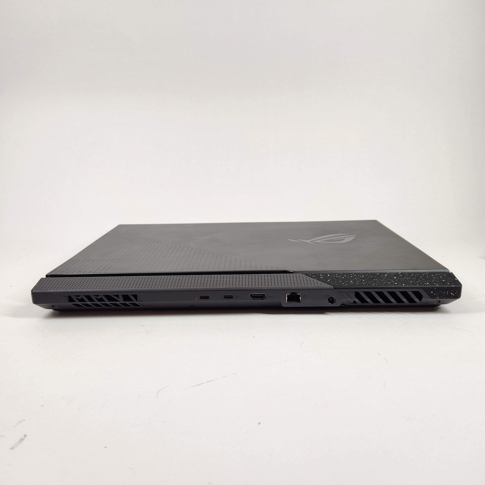 Asus ROG Strix G713P 17.3″ Ryzen 9 7845HX 16GB RAM 1TB SSD GeForce RTX 4060