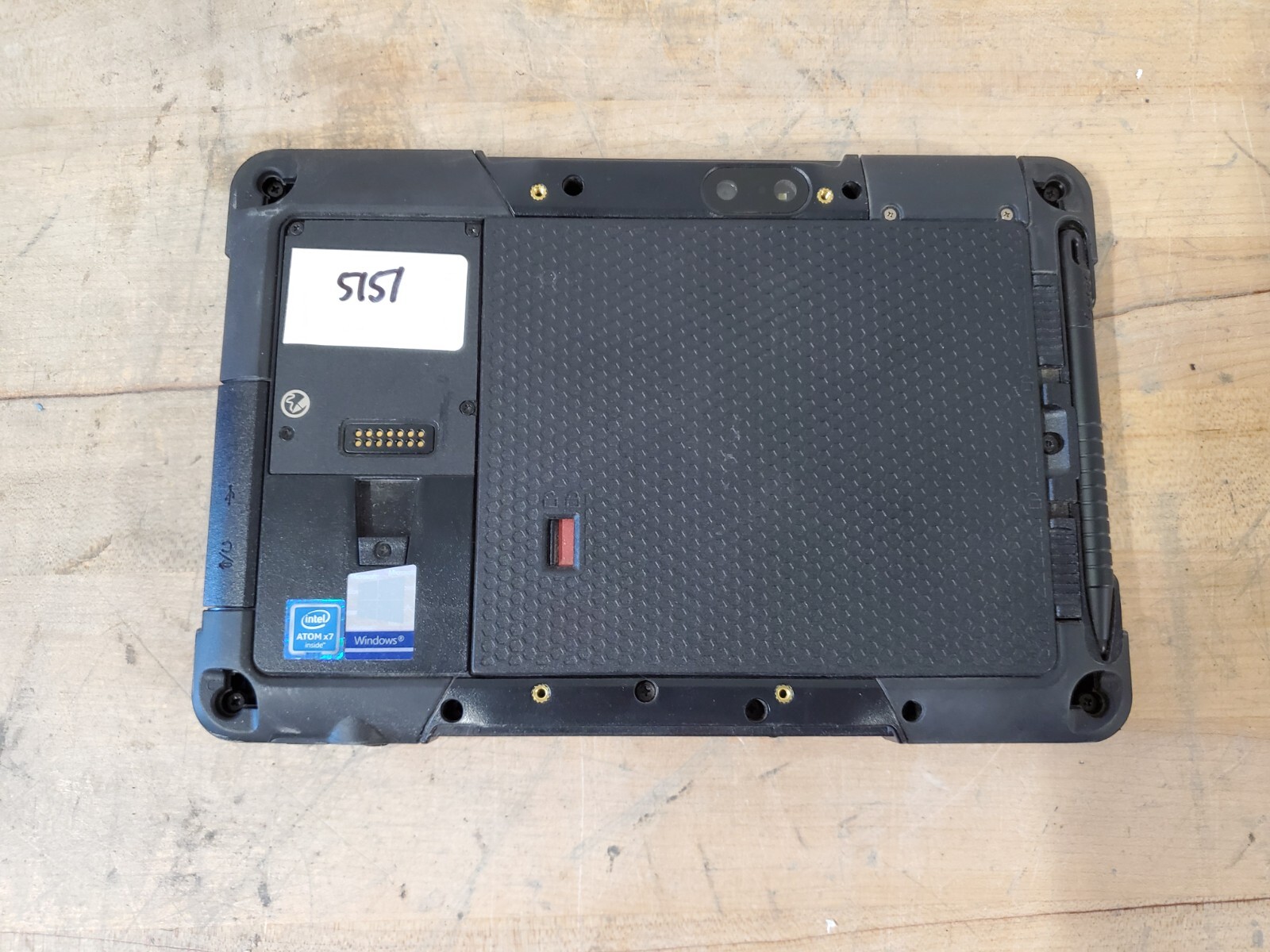Getac T800 G2 Intel Atom x7-Z8750 1.60GHz 4GB RAM 128GB SSD Ubuntu 22.04 – READ!