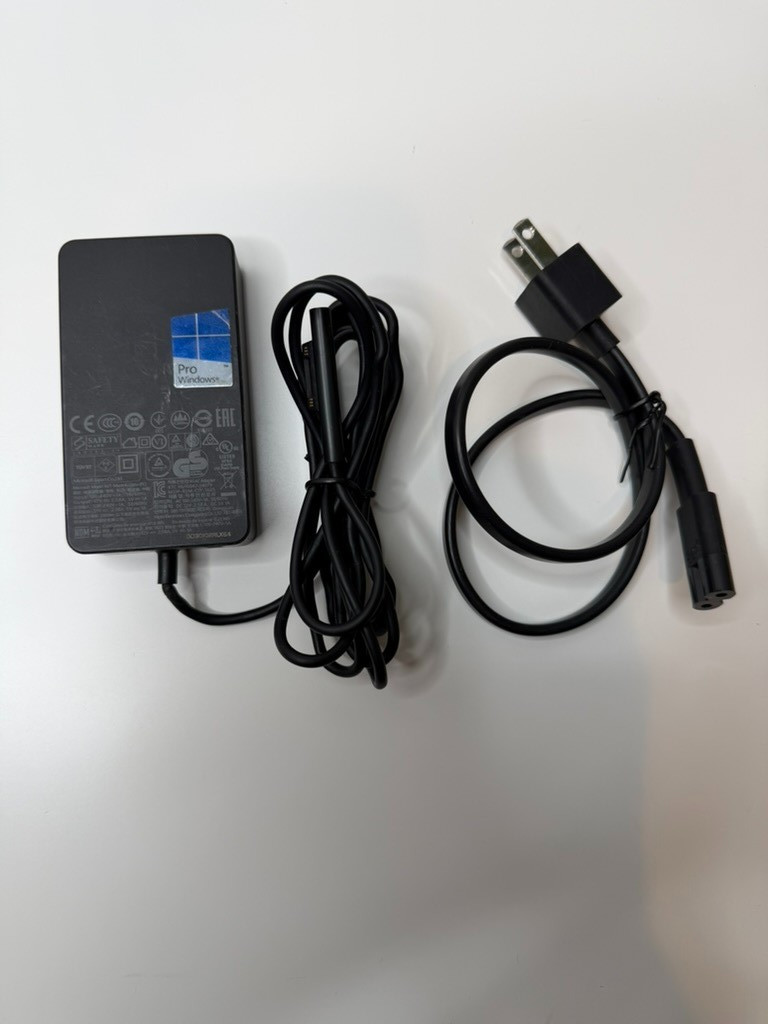 Microsoft Surface Pro 4 – i7 – 16GB RAM – 256GB + Dock + Ethernet Adapter Bundle