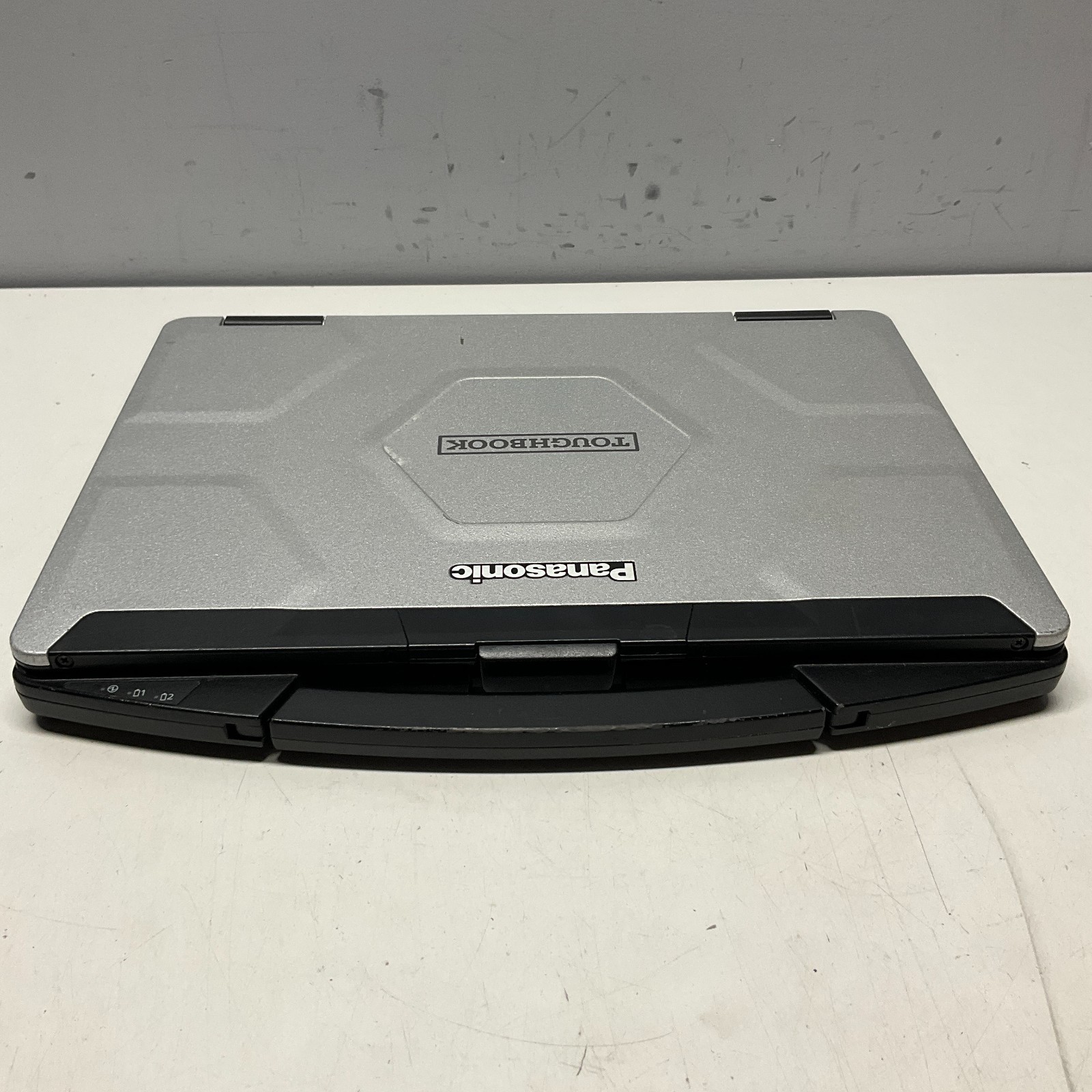 Panasonic Toughbook CF-54 14″ Touch Laptop – i5-6300u 8GB NO HDD NO OS BIOS