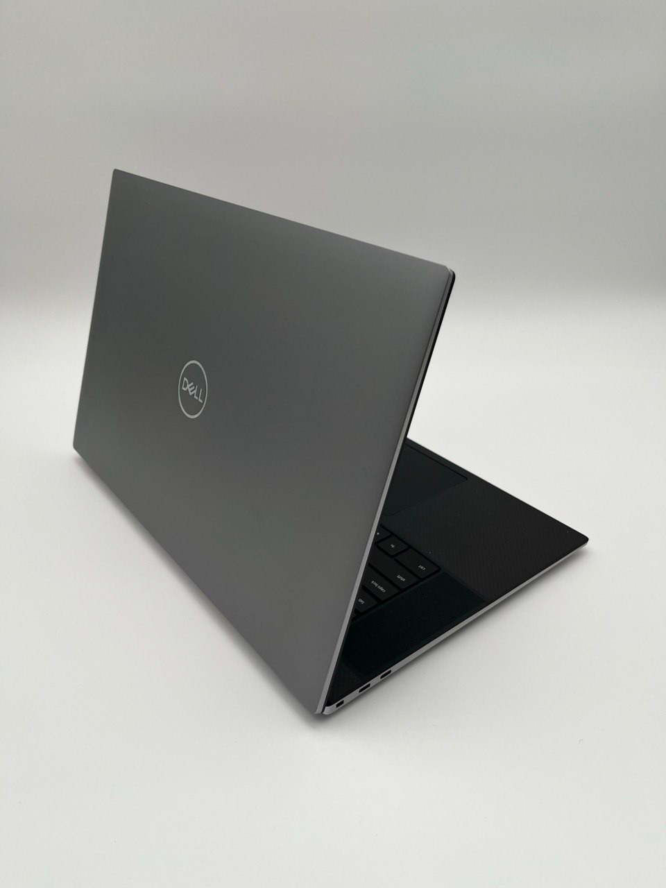 DELL PRECISION 5750 17” I9-10885H 2.40GHZ 64GB RAM 1TB RTX 3000 4K TOUCHSCREEN