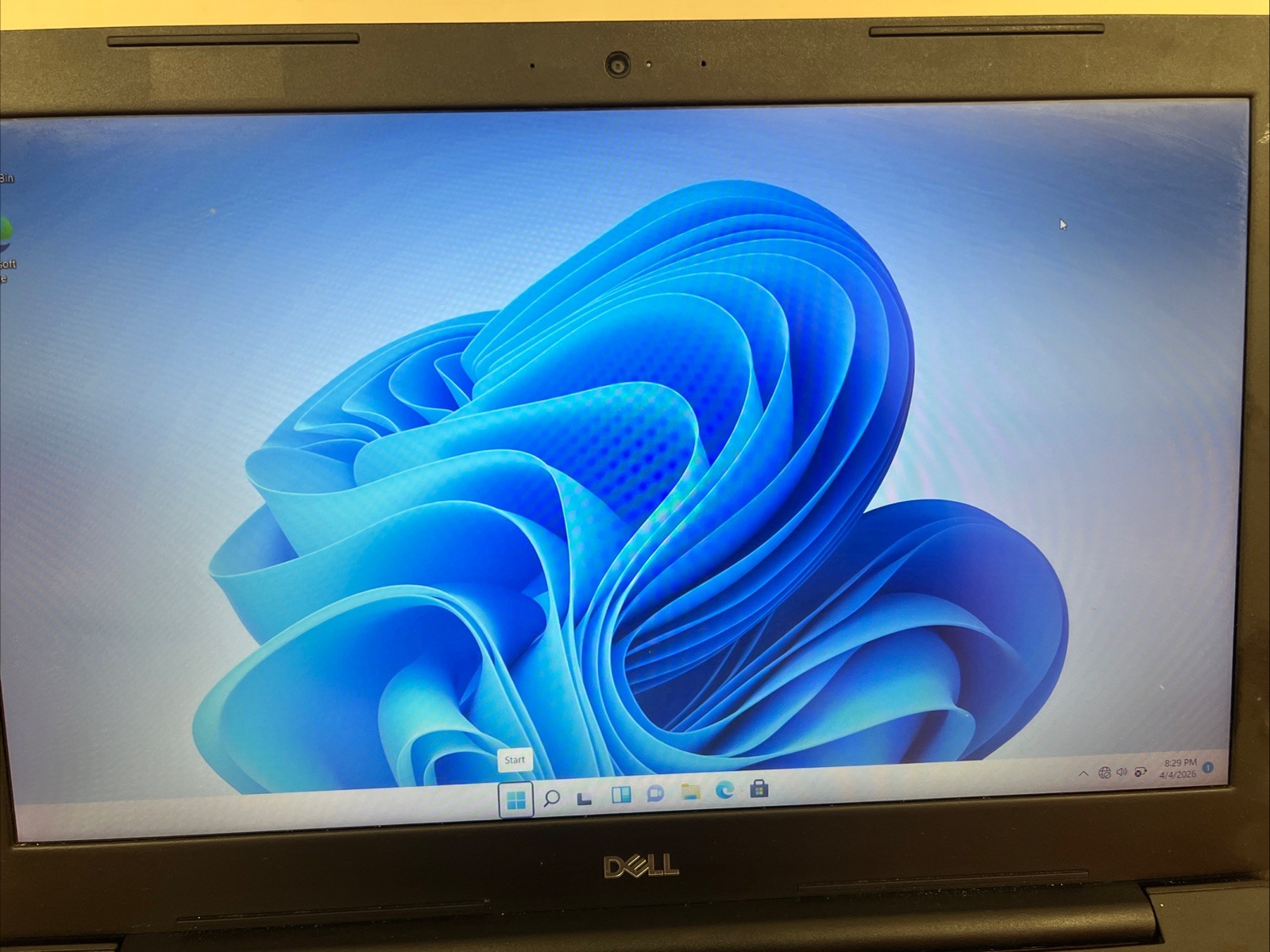 Dell Latitude 3590 | i7-8550U | 8GB RAM | 256GB