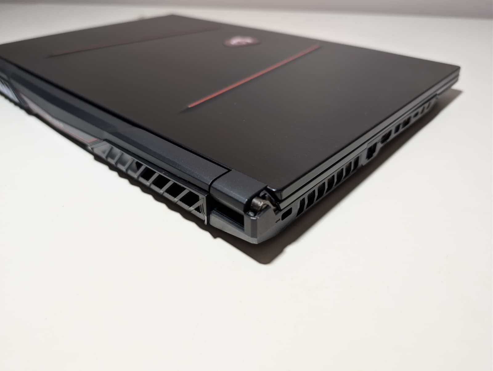 MSI GE75 Raider | i7 10th 32GB RAM 512GB SSD 1TB HD | FHD@144Hz NVIDIA RTX 2070