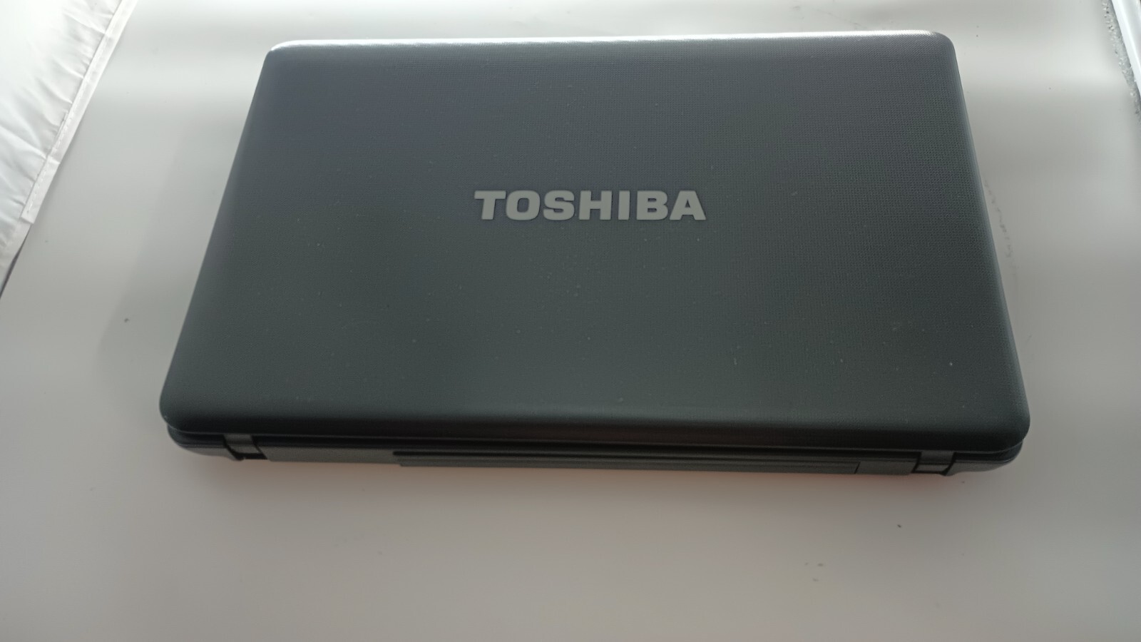 574 Toshiba C665D w/charger.AMD C-50.8GB.128GB SSD.Optical.15.6″.W11.Nice