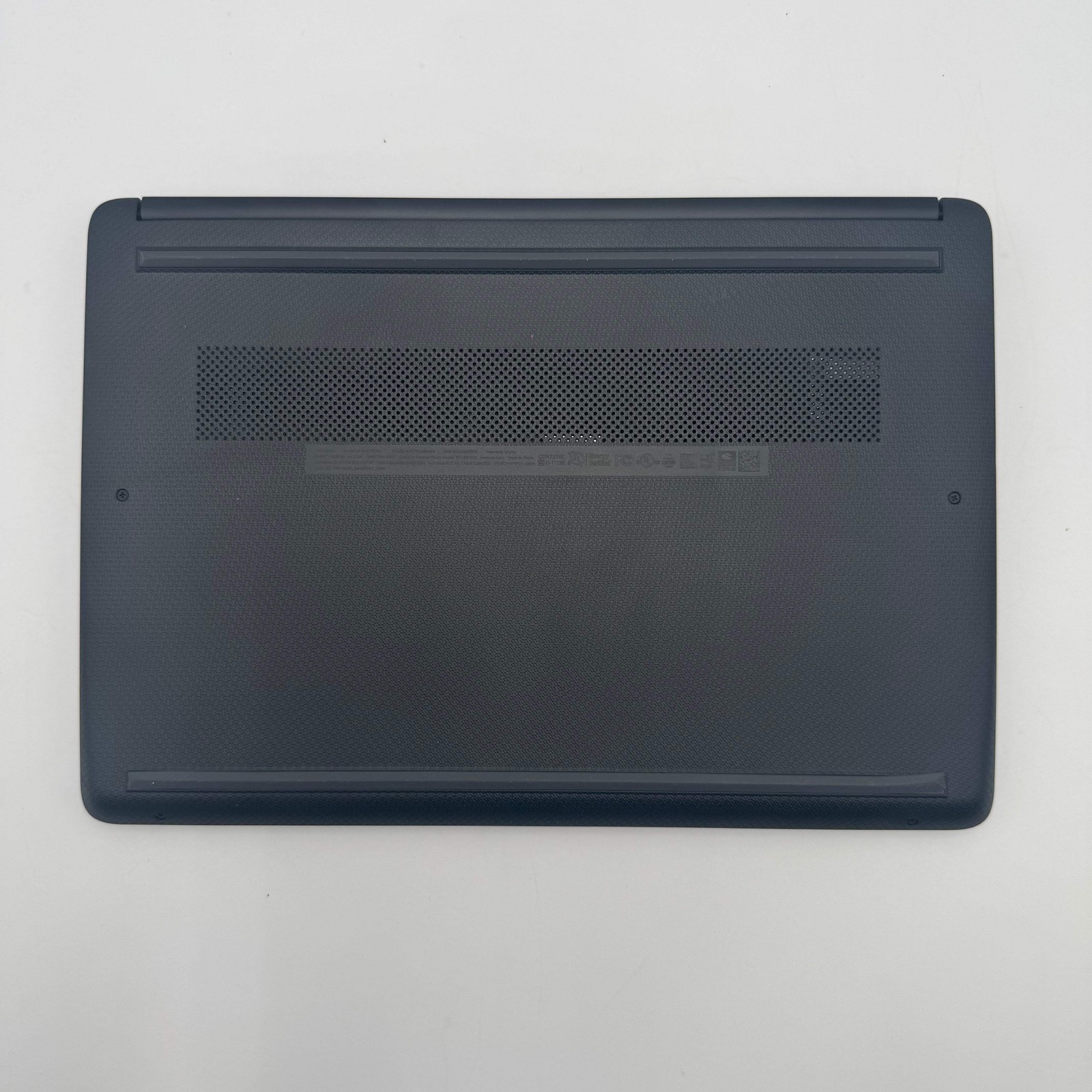 HP 14-DQ0020NR 13″ Intel Celeron 4GB RAM 64GB SSD
