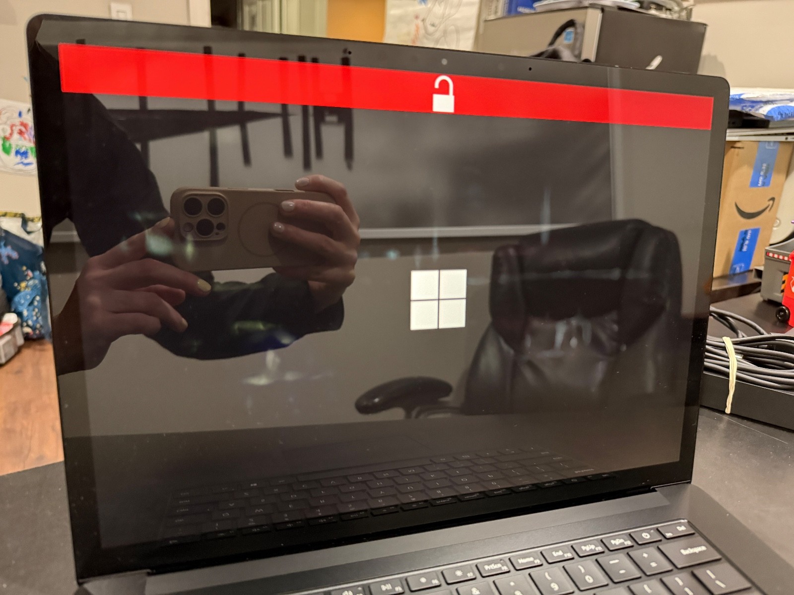Microsoft Surface Laptop 3 1872 1.20GHz i5-1035G7 8GB RAM 256GB SSD Win 11 -READ