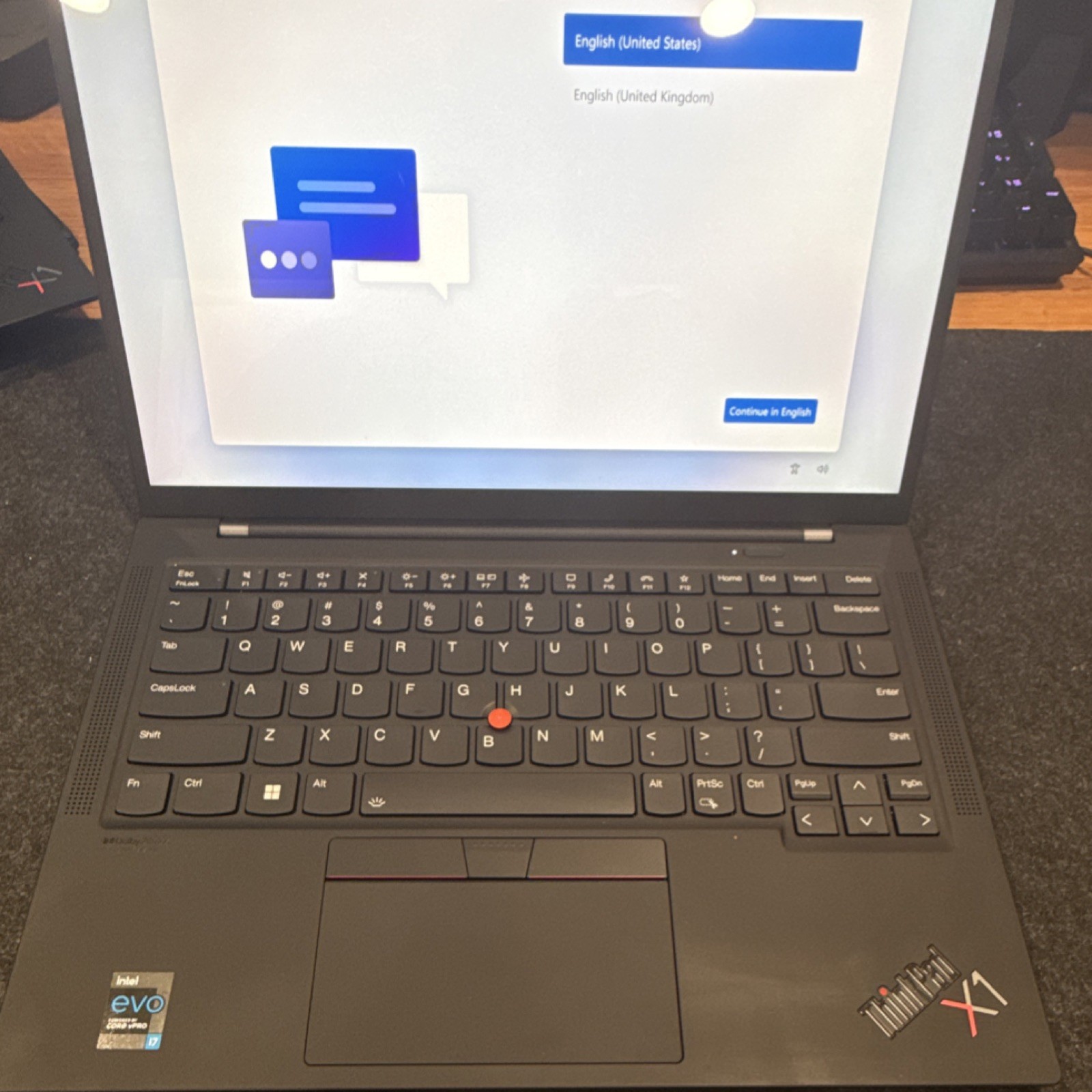 Lenovo ThinkPad X1 Carbon Gen 9 i7 32GB RAM 1TB SSD 14” Win 11 Pro