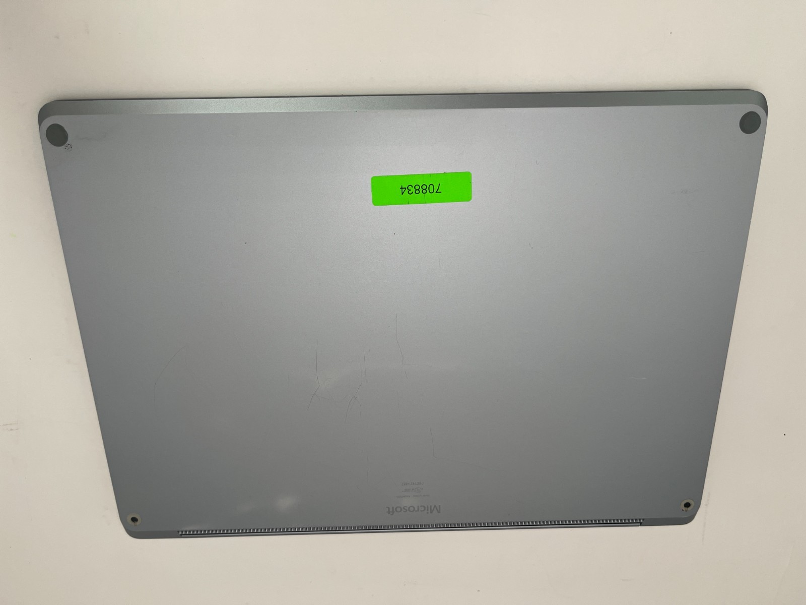 Microsoft Surface Laptop 4 1950 13.5″ Touch i5-1145G7 16GB RAM 500GB NVME