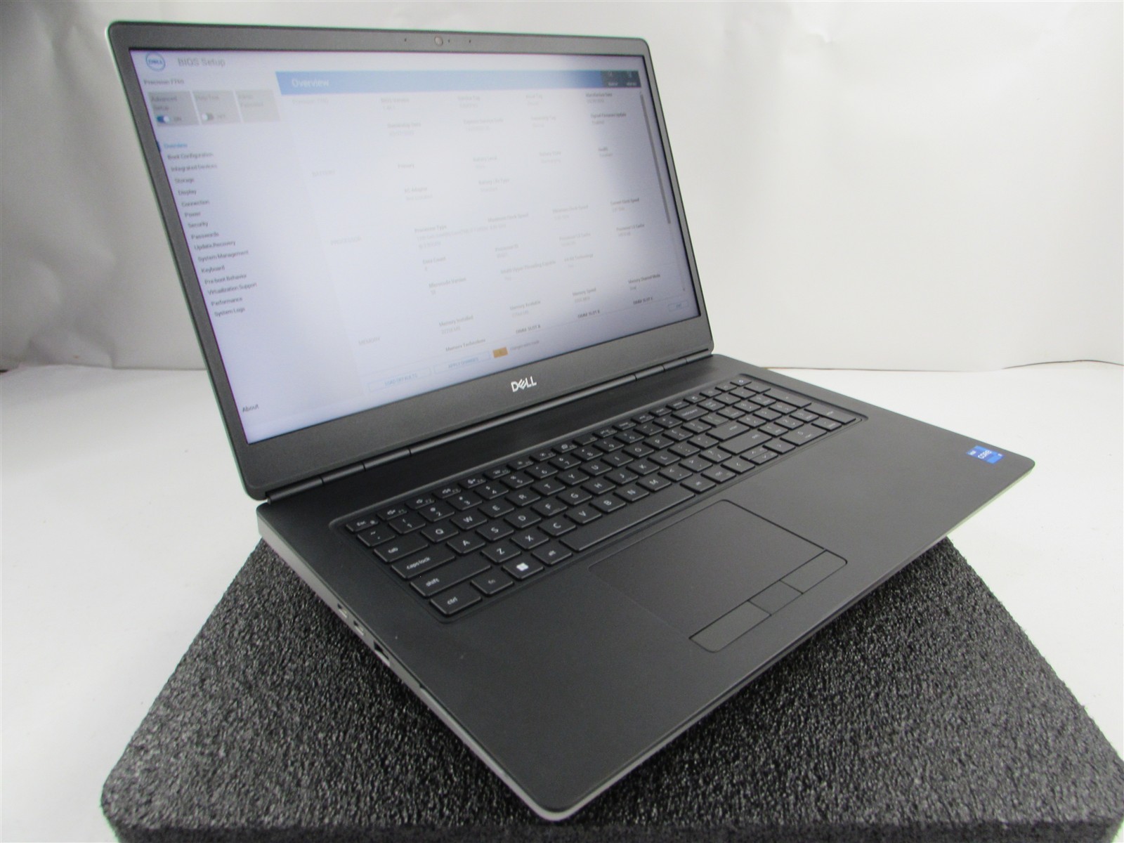 DELL PRECISION 7760 1920X1080 I7-11850H 1TB 32GB NVIDIA RTX A4000 WIN 11 PRO