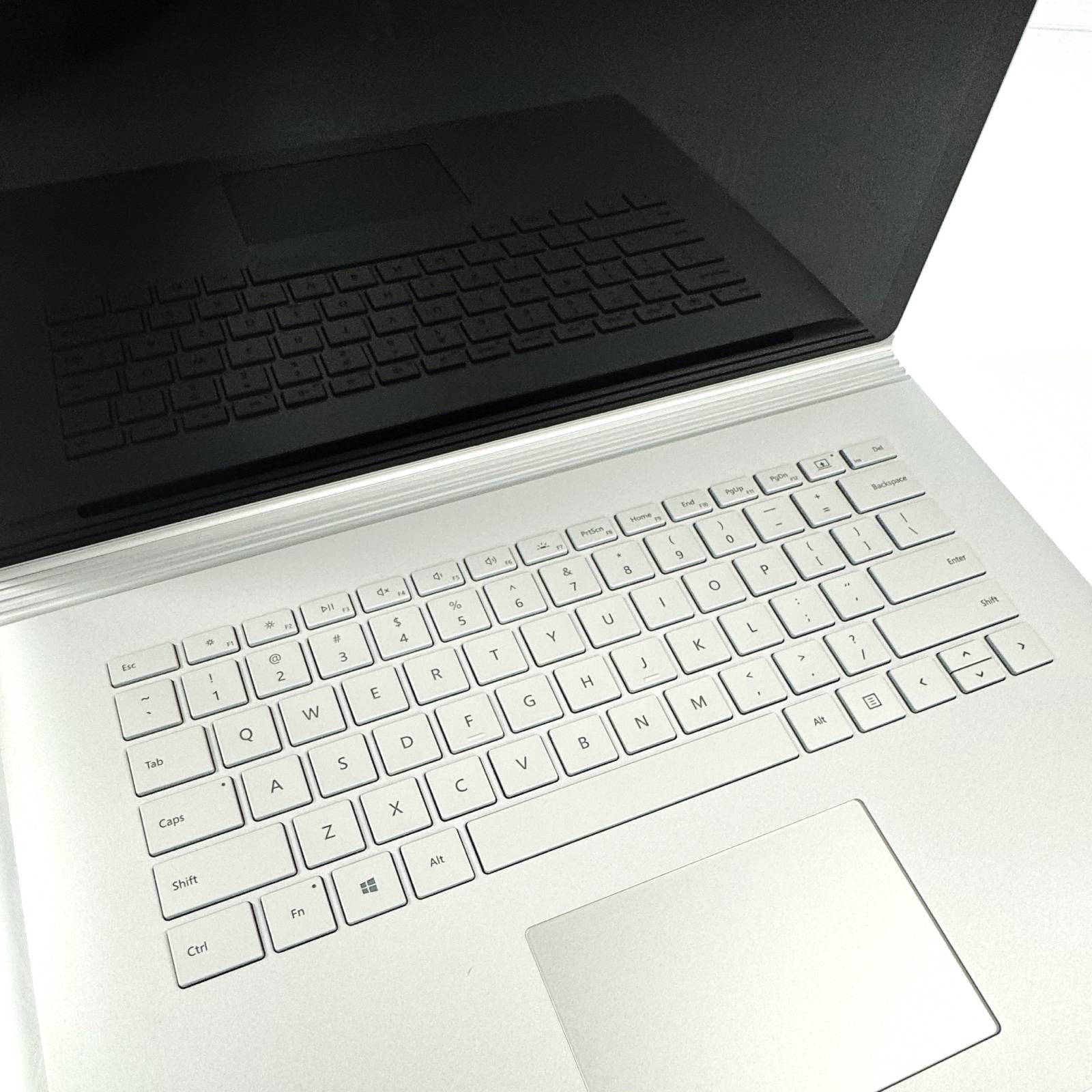 Microsoft Surface Book 3 15″ Laptop i7-1065G7 32GB 1TB SSD Nvidia 1660 Ti 1899