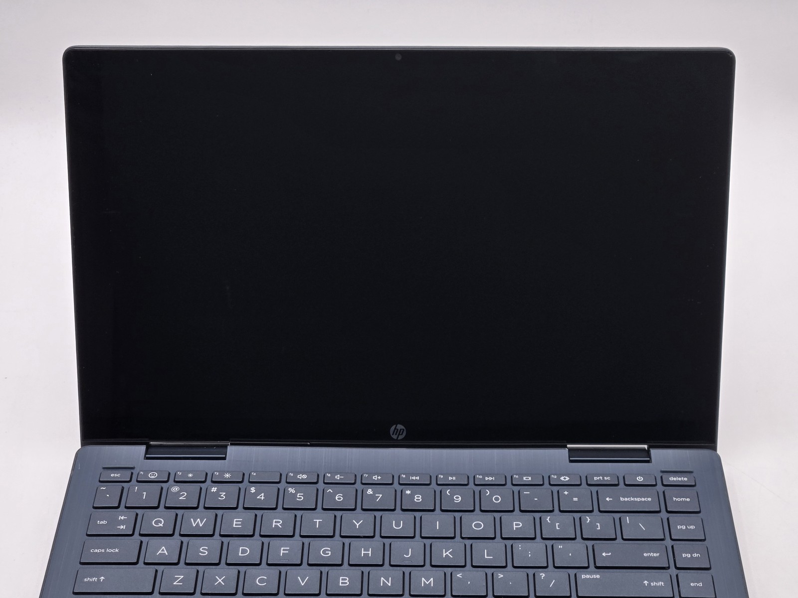 HP Pavilion x360 Laptop 14-ek0013dx 2-in-1 14″ FHD Touch I3-1215U 256GB 8GB W11