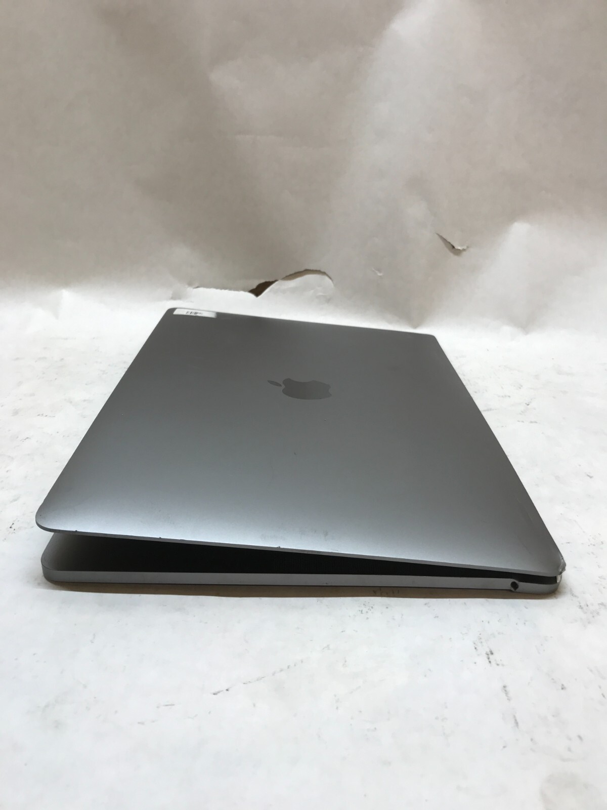 Apple MacBook Pro 2016 A1708 Chassis NO MOTHERBOARD For Parts No Battery – -DW