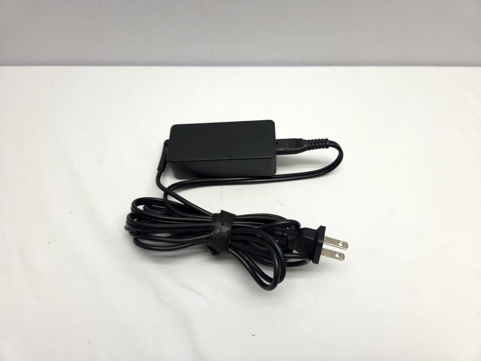 LENOVO IdeaPad 5 Chromebook 16IAU7 16″ WQXGA i3-1215U Intel UHD Graphics
