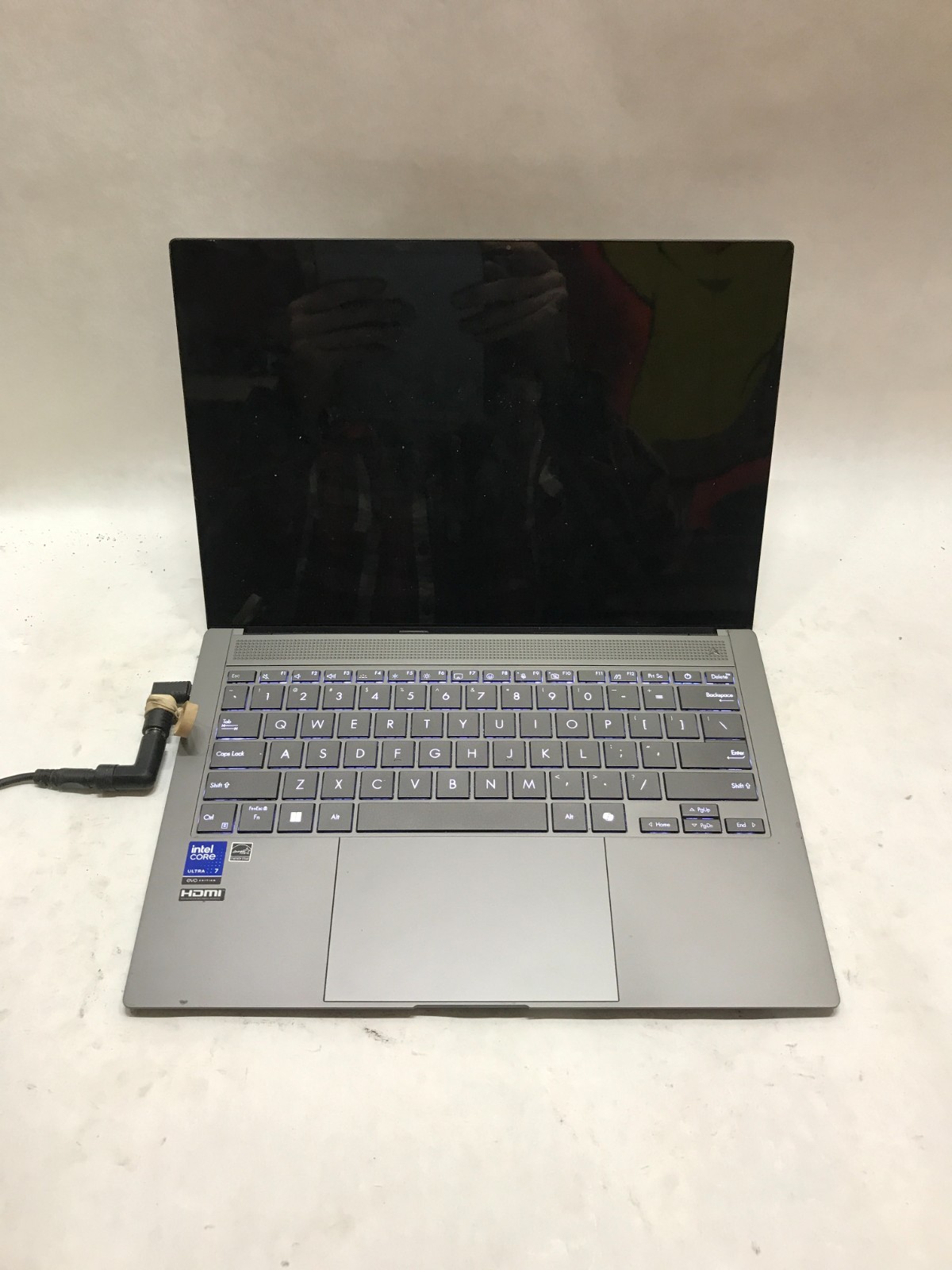 Asus ZenBook UX5406 14″ Intel Ultra 7 258V 32GB RAM NO SSD/OS For Parts READ -DW