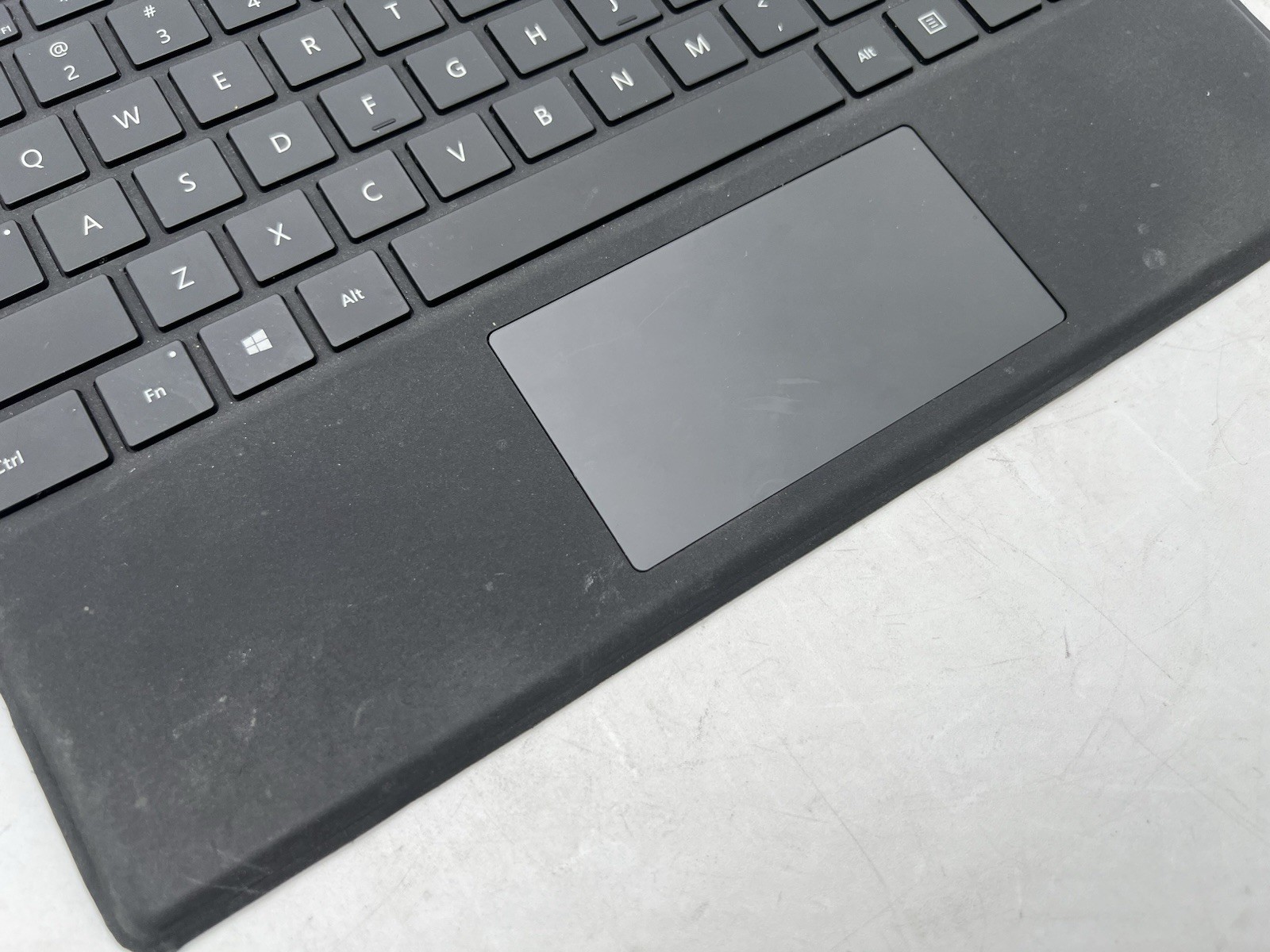 Microsoft Surface Pro, Core m3-7Y30, 1.00GHz, 4GB RAM, 128GB NVMe-w Pen-No OS/AC