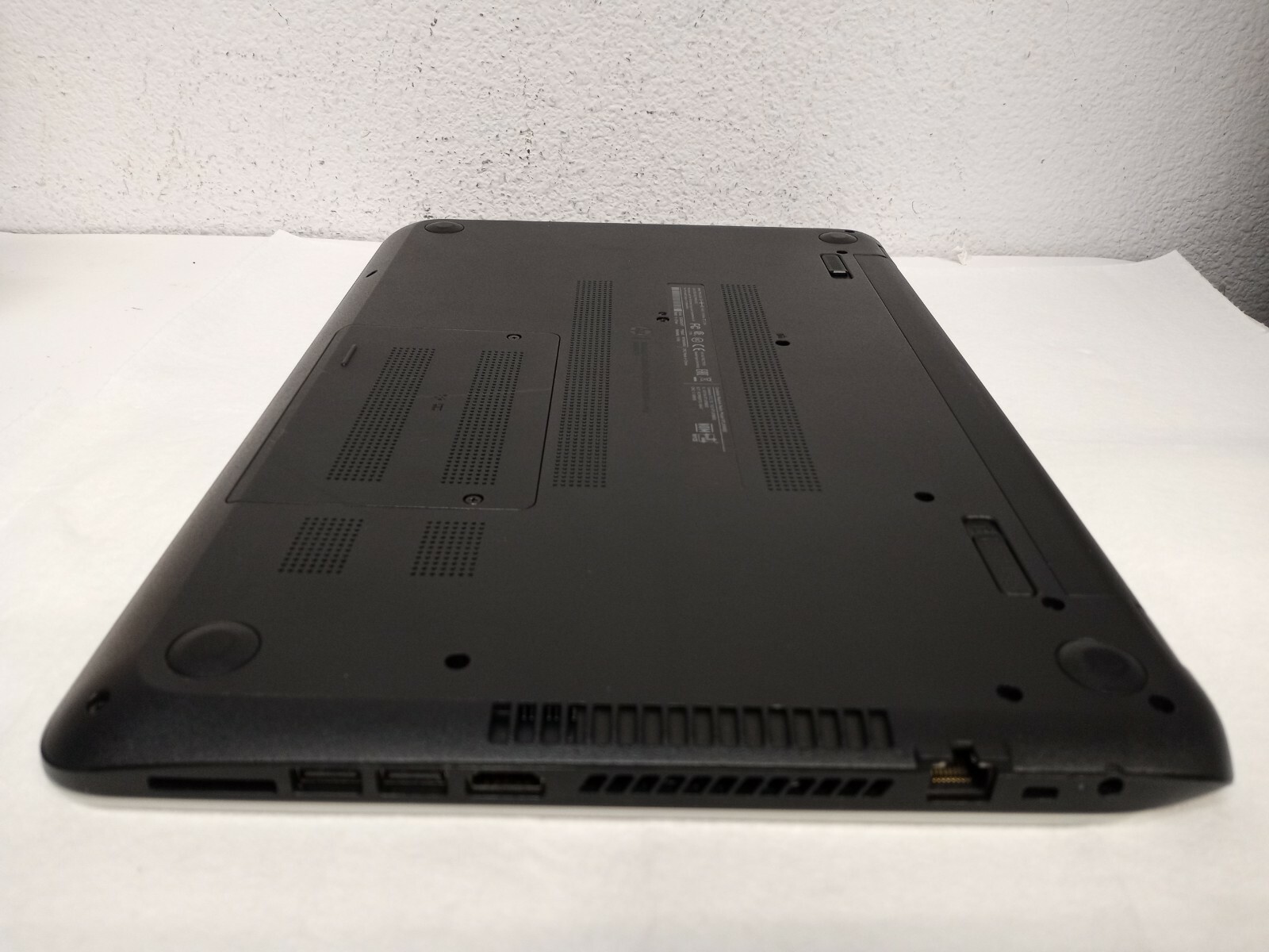 HP 15-1271WM 15.6″ Laptop Intel Pentium N3540 2.16GHz 8GB Ram 500GB HD DVD Win10