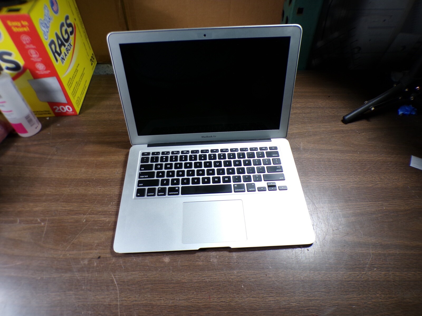 MacBook Air “Core i5″ 1.3 13” (Mid-2013) 1.3 GHz CORE i5 (i5-4250U) 4GB RAM