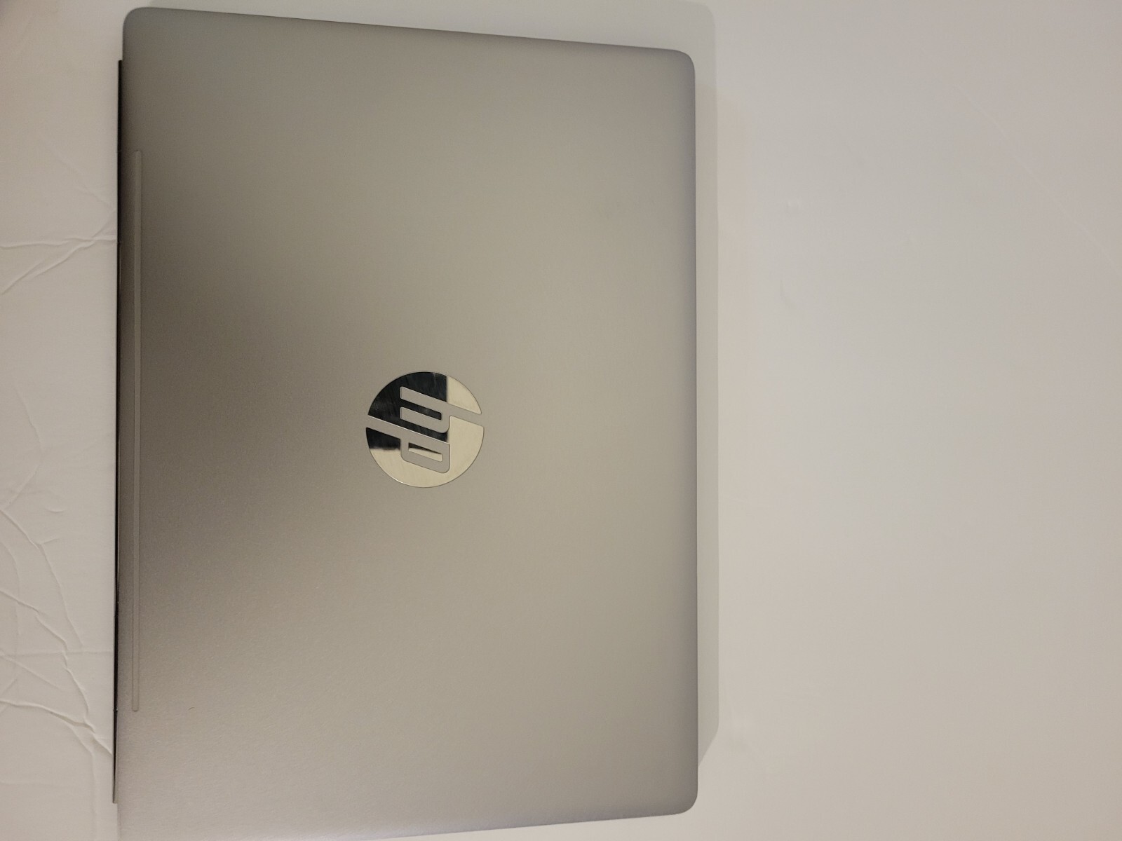 HP ELITEBOOK FOLIO 12.5″ G1 CORE M5-6Y54@1.10-1.51GHz 8GB RAM 250GB SSD WIN 10