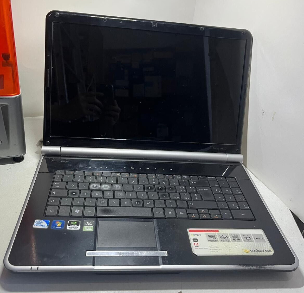 Packard Bell easynote LJ65 KAYF0 Laptop For Parts Not Working