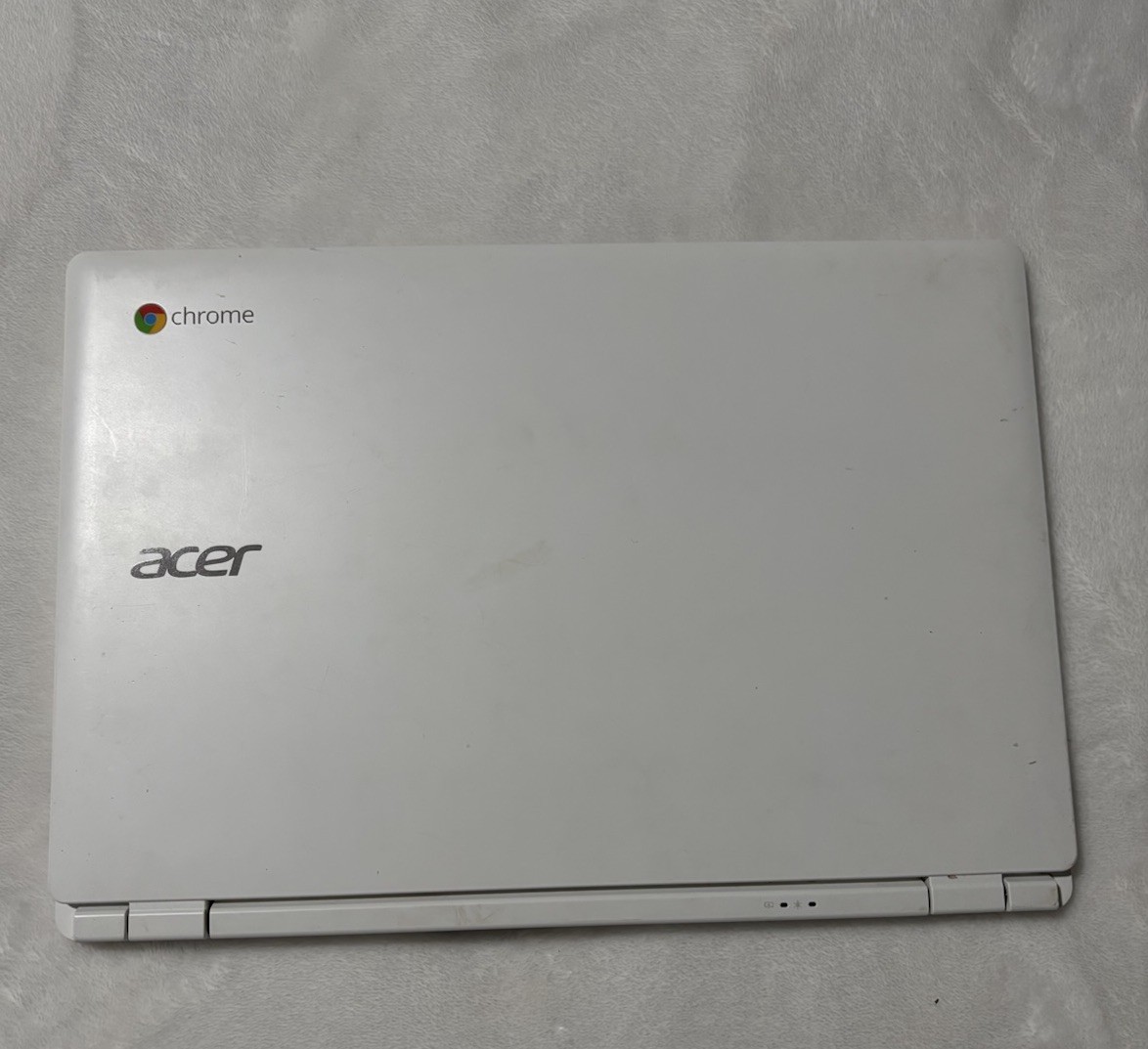 White Acer Chromebook 13.3 CB5-311-T9B0 15 2.1GHz 16GB SSD 4GB RAM W/ Charger
