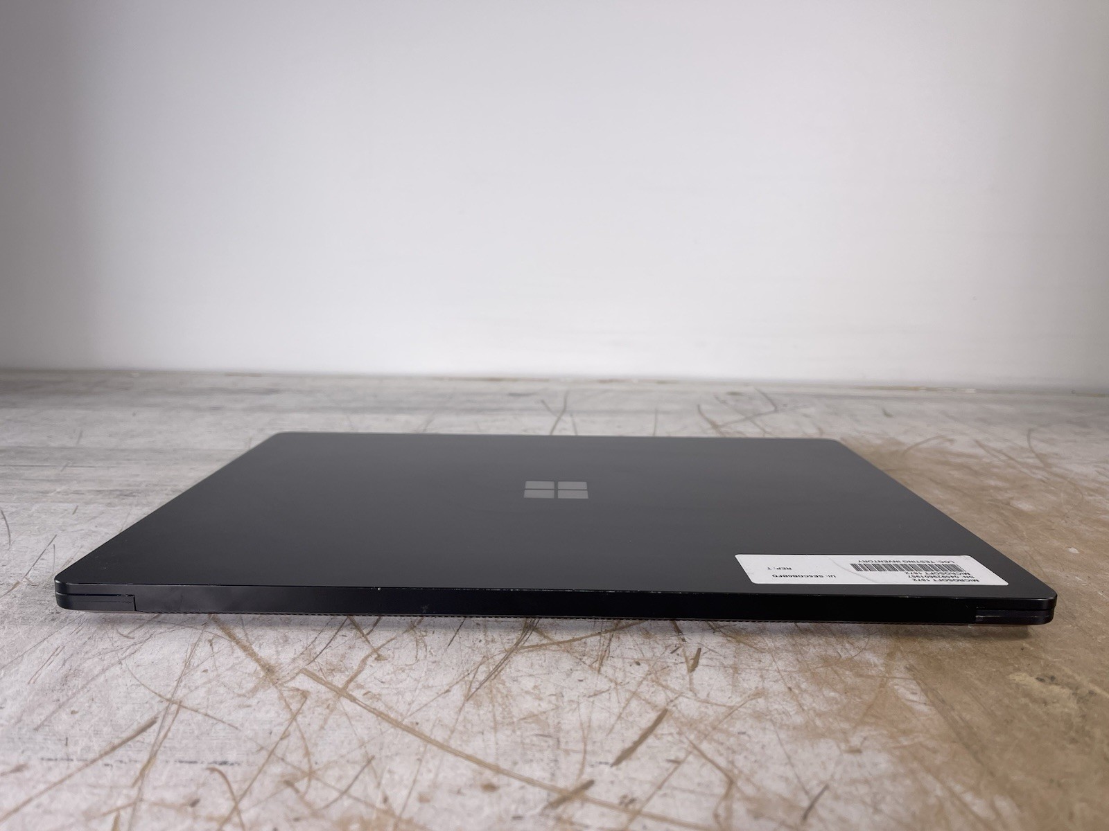 MICROSOFT SURFACE LAPTOP 3 1872 i5-1035G7 @ 1.2GHZ, 8GB RAM, NO HDD/OS – (PARTS)