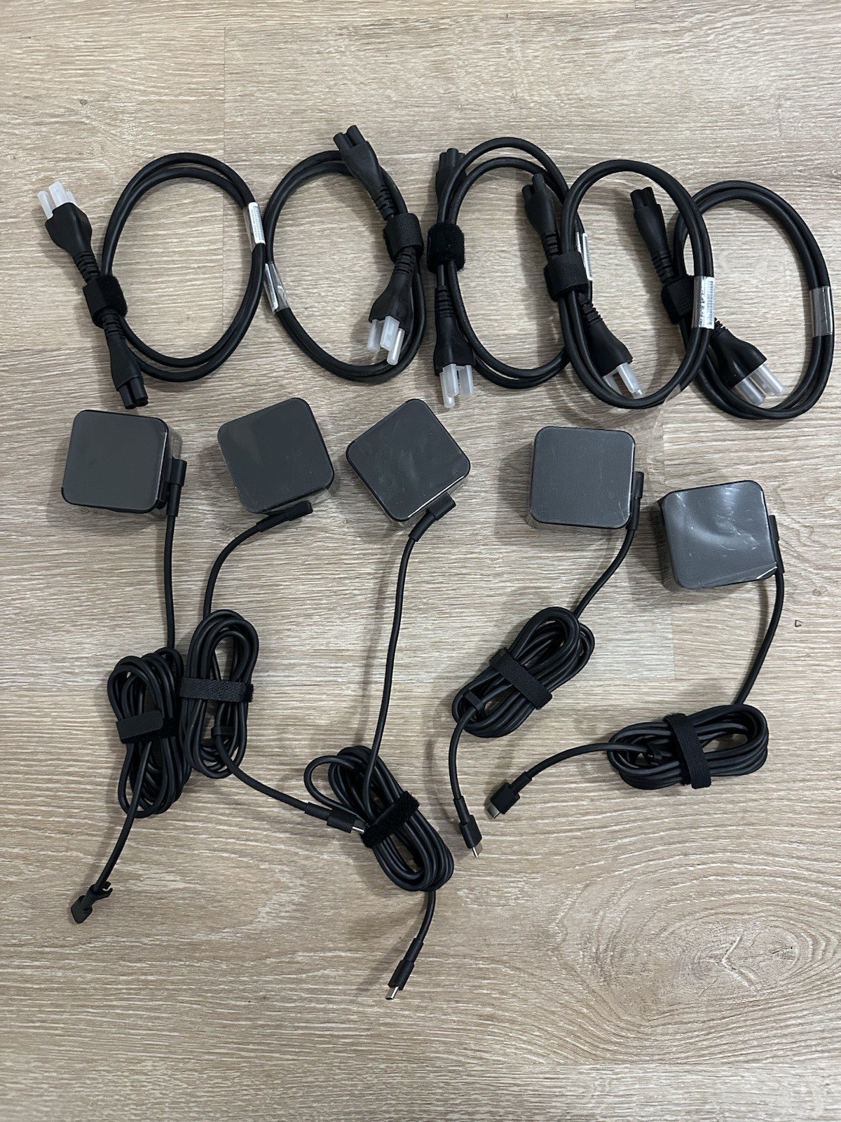 ASUS Chromebook CX22N 11.6-inch HD Non-Touch 32GB eMMC -LOT OF 5 UNITS-CHARGERS