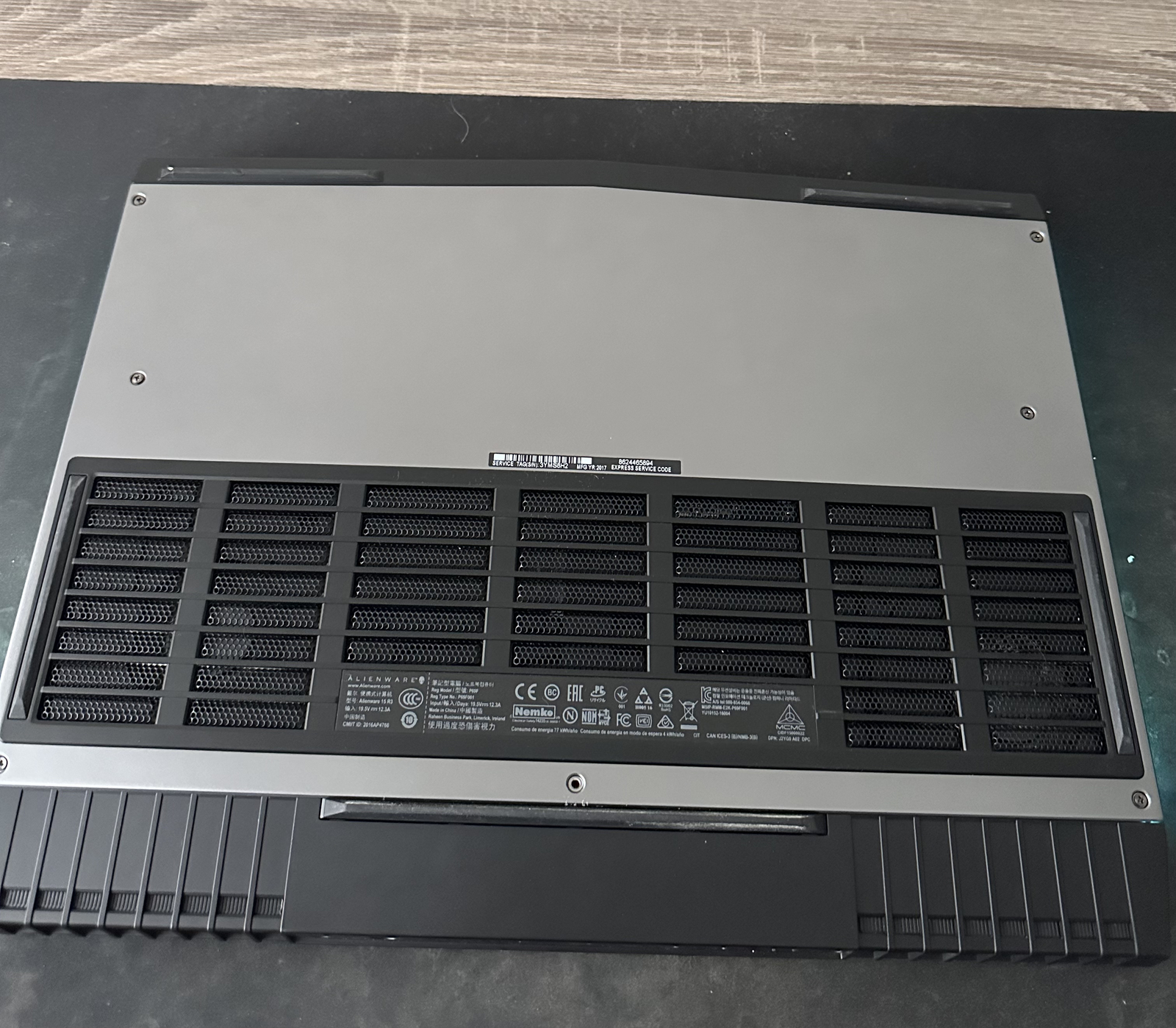 Alienware 15 R3 i7-7700HQ CPU @ 2.80 GHz, 16.0 GB RAM, 64-bit operating system