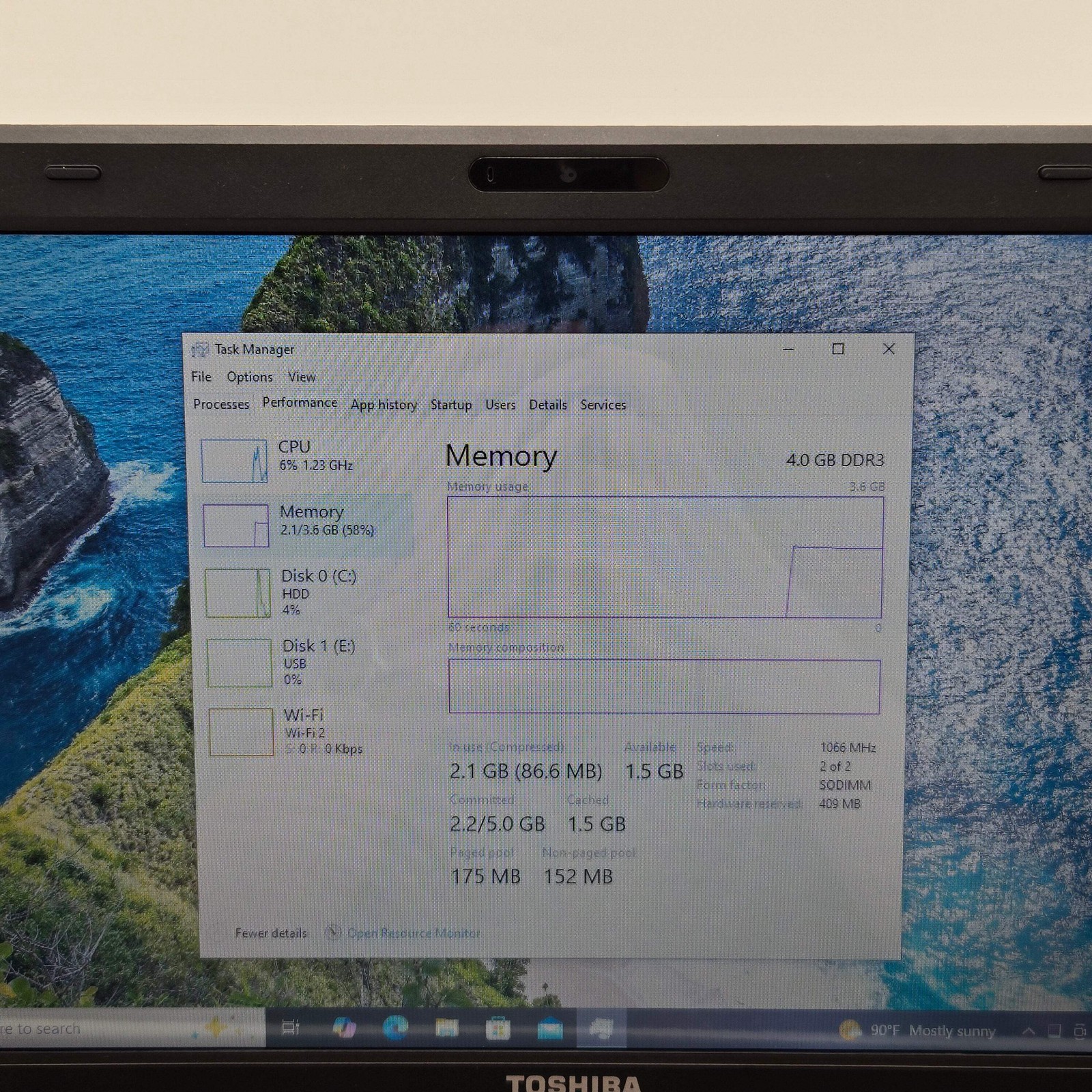 Toshiba Satellite C655-S5509 15.6-inch 4GB RAM 320GB HDD – Bad Battery *READ*
