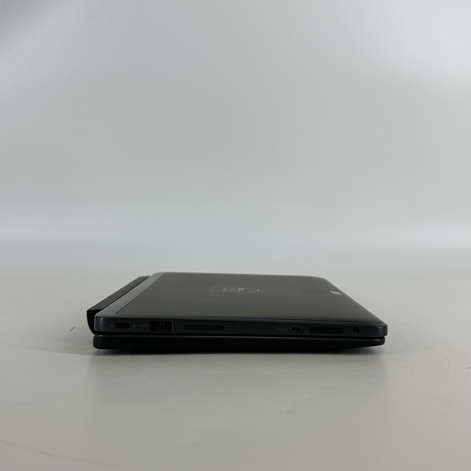 Dell Venue 10 Pro 5056 FHD+ TOUCH Atom x5-Z8500 1.44GHz 4GB 120GB SSD Good READ