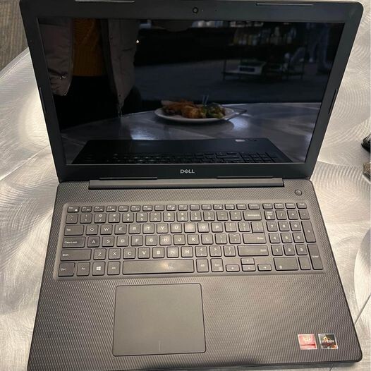 Dell Inspiron 3585 Laptop Ryzen 5 2500U 2.0GHz 8GB 256GB SSD Windows 10 Pro Vega