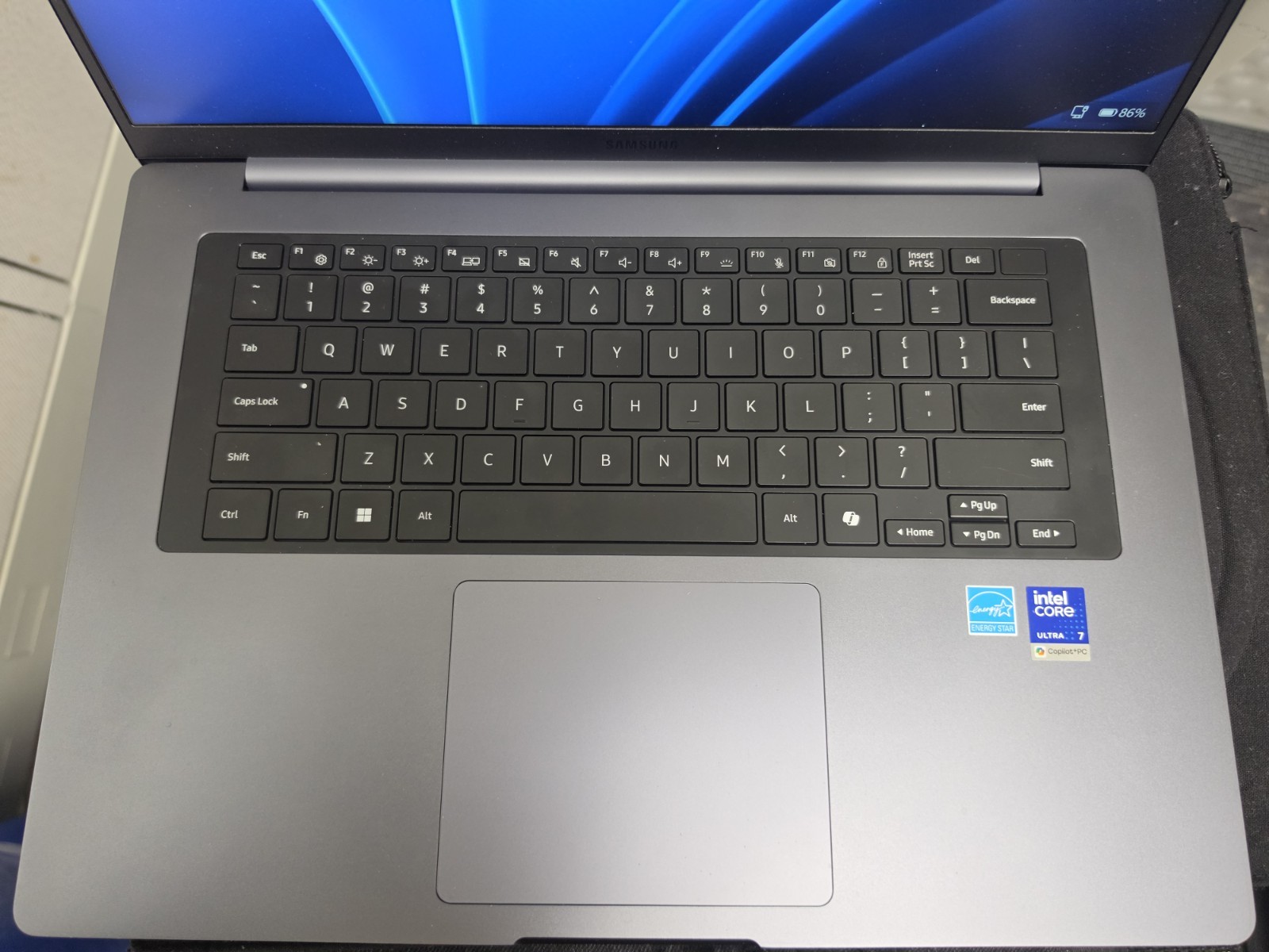 Samsung Galaxy Book 6 16″ FHD Laptop Intel Core Ultra 7 355/16GB/1TB Gray