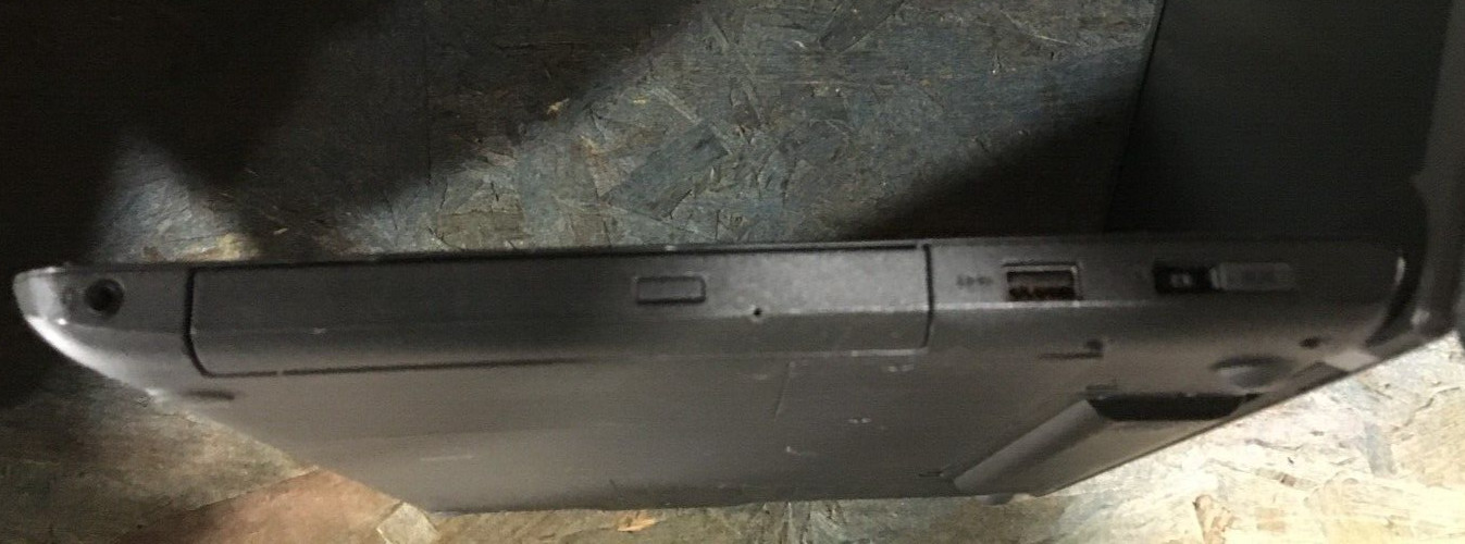 Lenovo E560 i5-6200U @ 2.3GHz 8GB RAM 500GB HDD