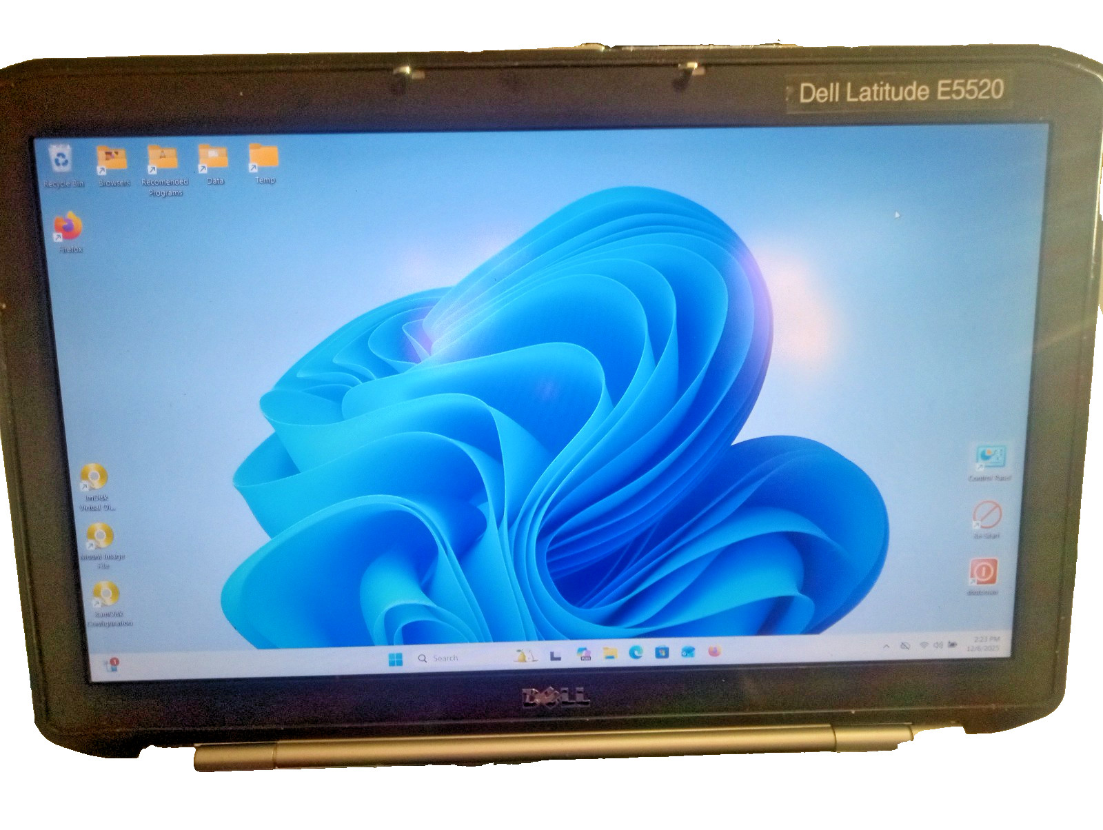 DeLL Latitude E5520,15.6″,W11P Ai,i7 Quad@2.4Ghz,12Gb RAM,768Gb SSD(SATA + NVME)