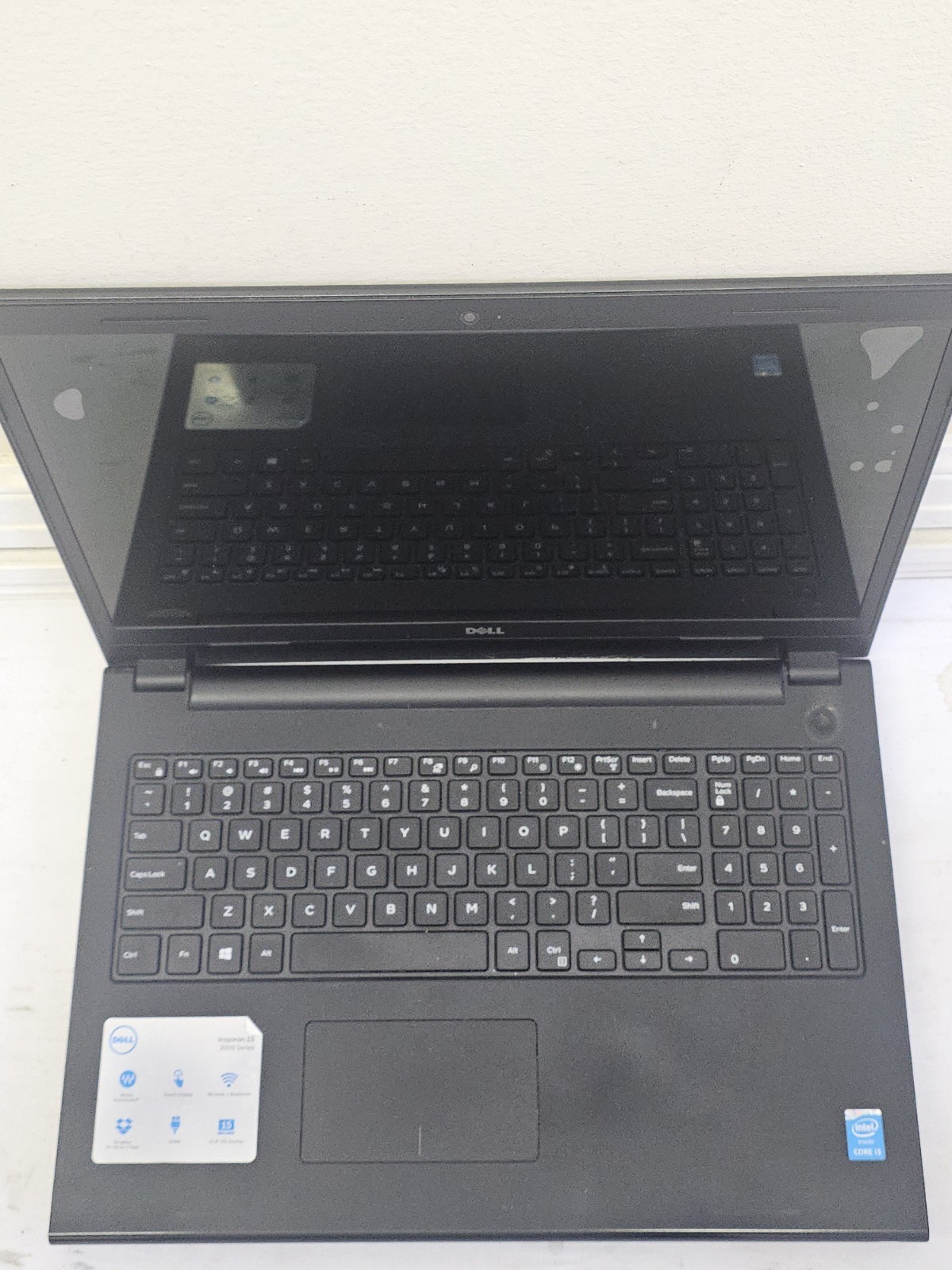 Dell Inspiron 15 Laptop – i3-4030u – 4GB RAM – 250GB SSD – WIN 10 – Read Desc.