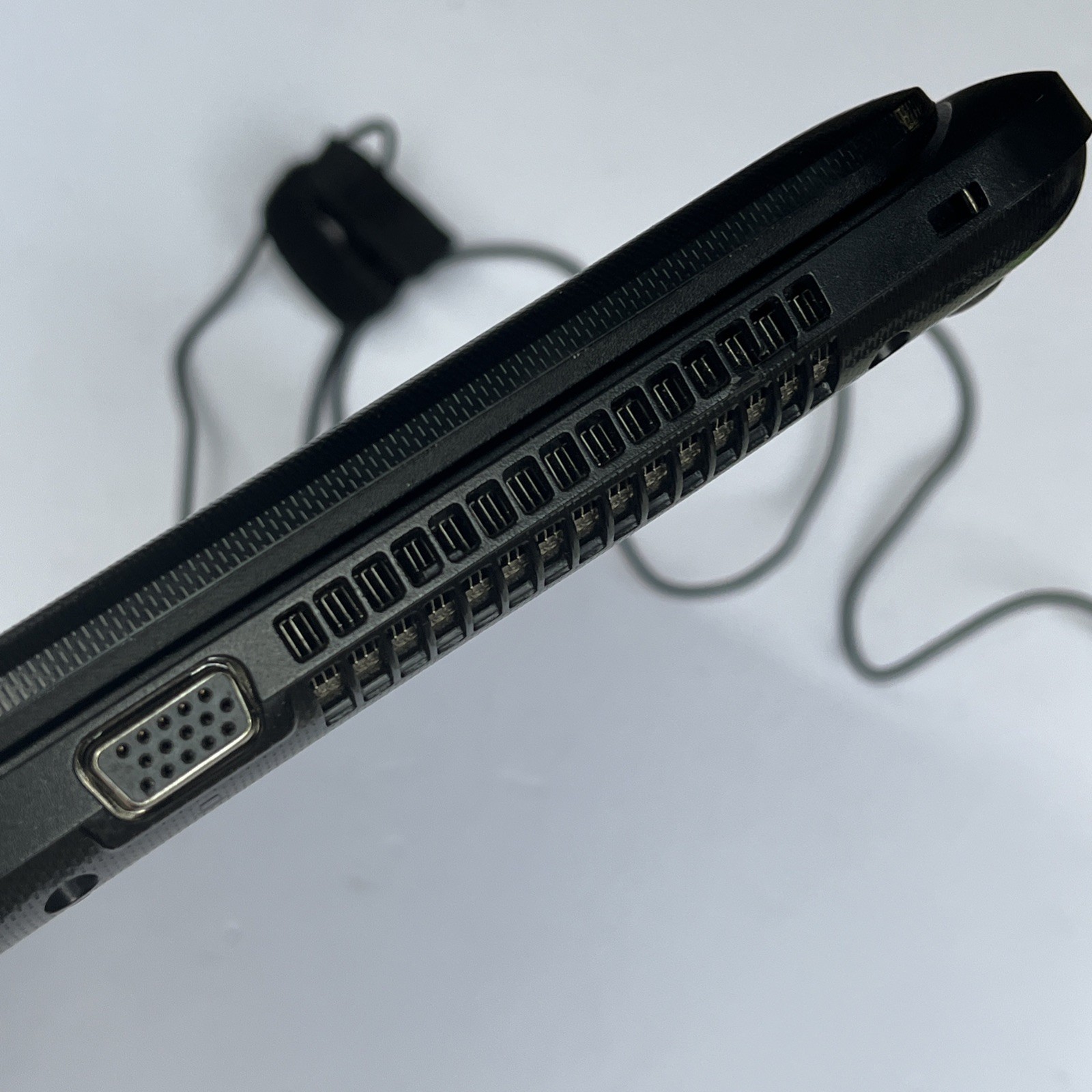 TOSHIBA SATELLITE C55D B5102 Includes Power Supply. Powers On.